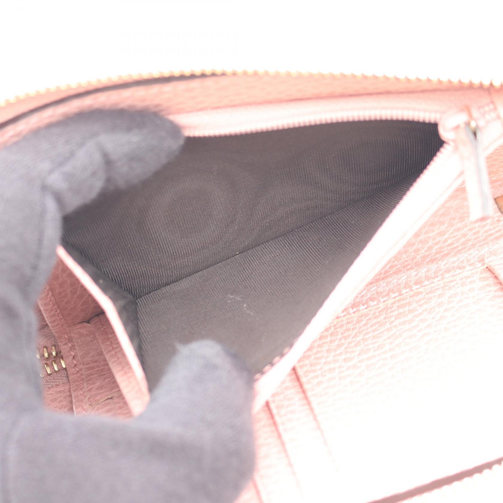 グッチ スウィング レザー財布