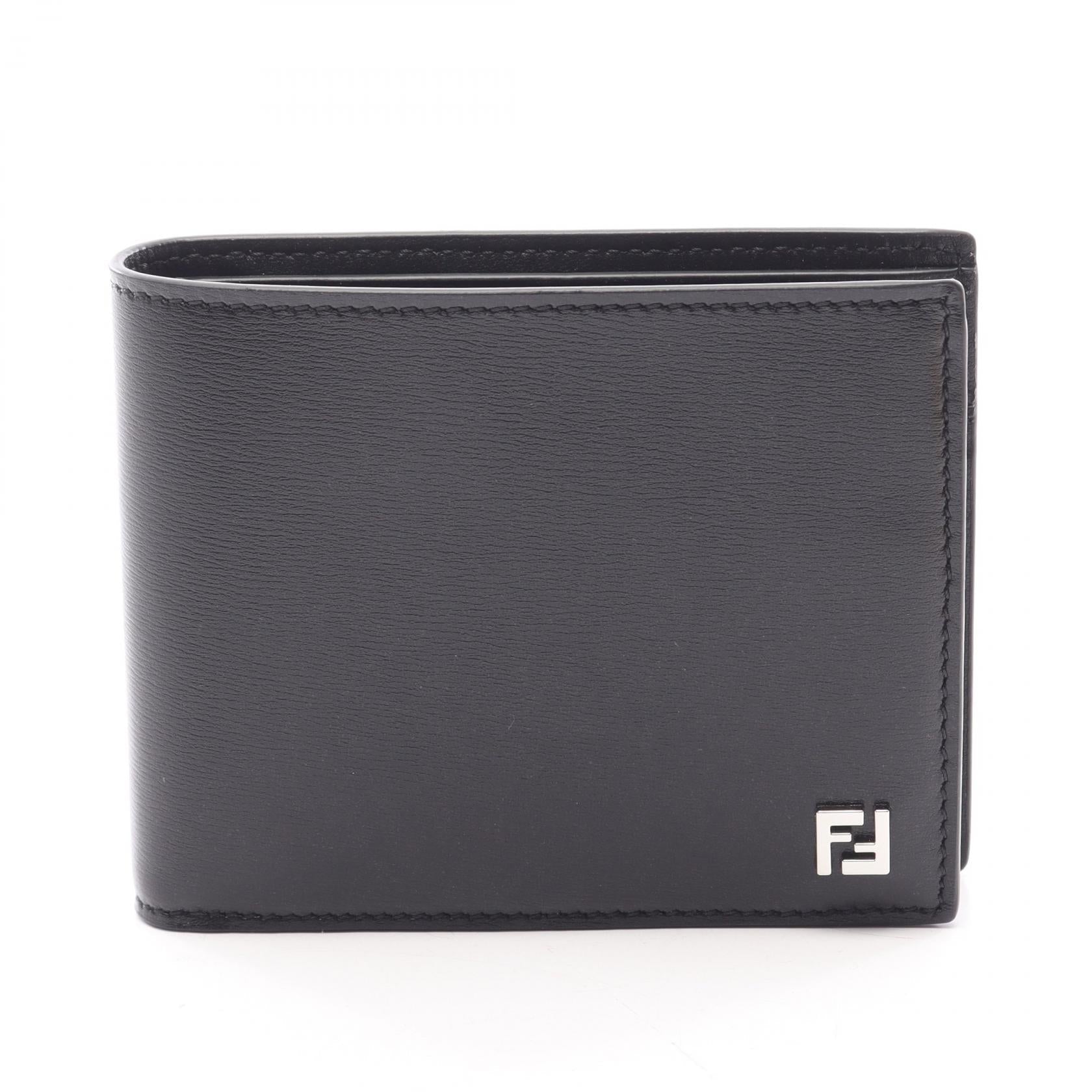 フェンディ Squared FF レザー二つ折り財布