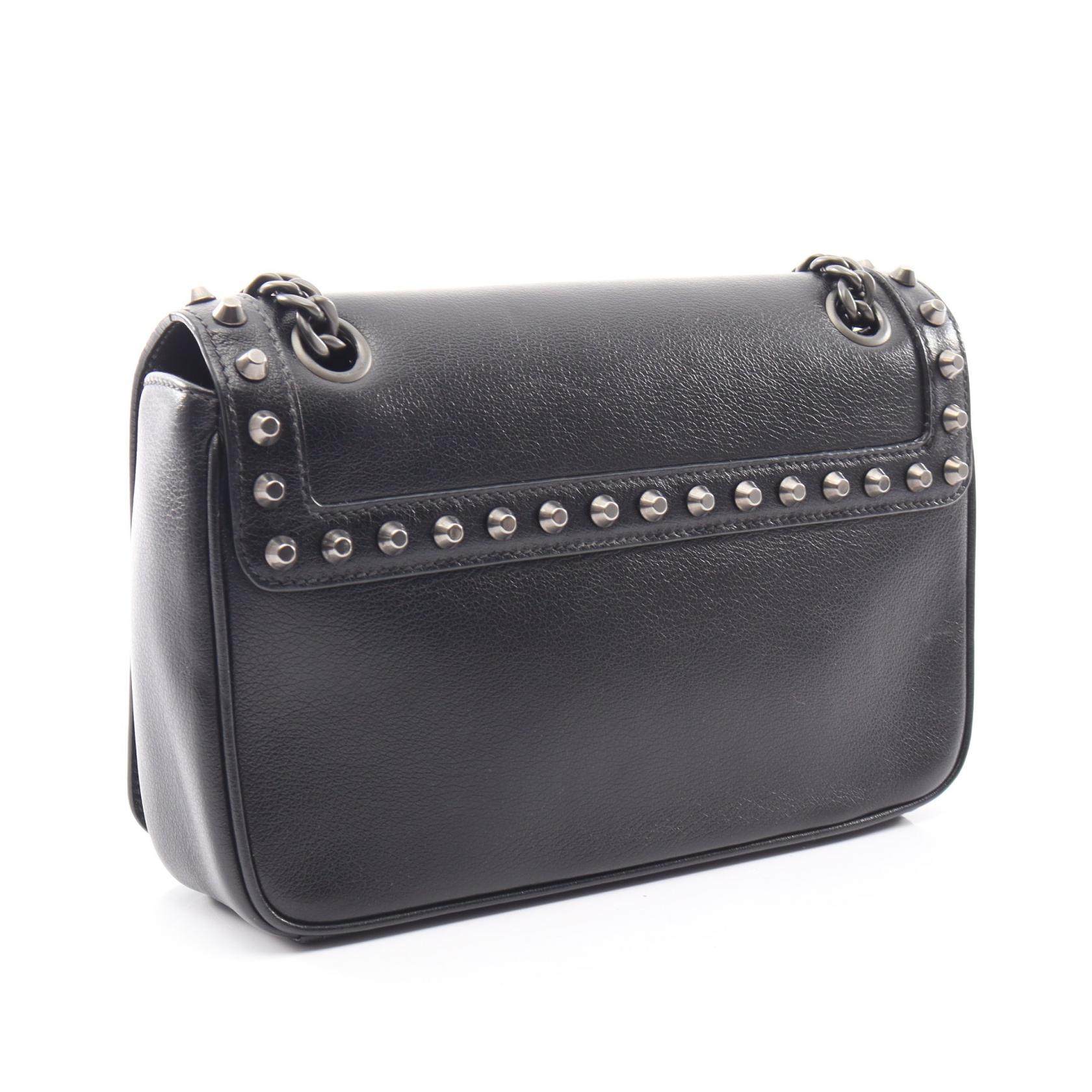 プラダ GLACE CALF レザーショルダーバッグ