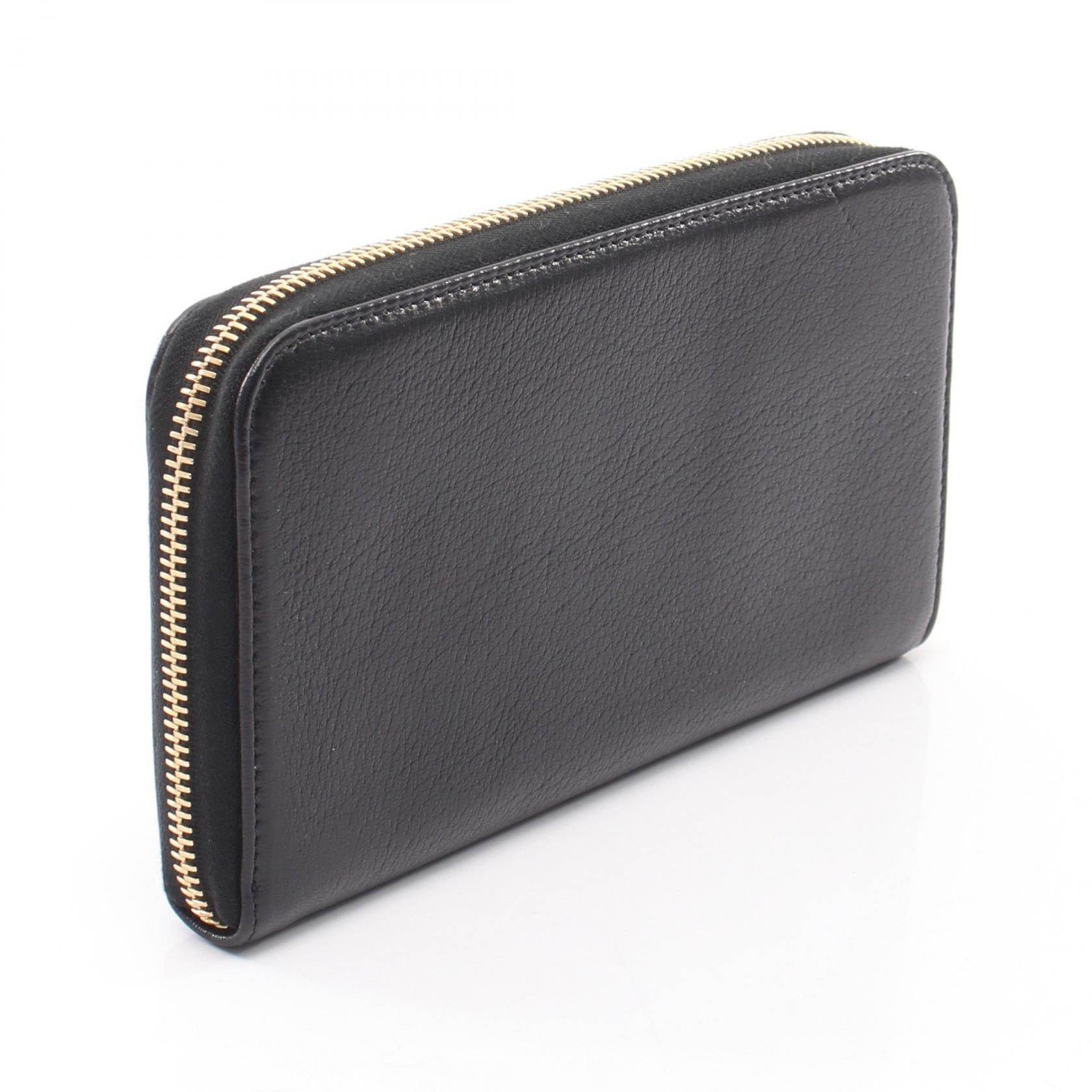 プラダ CERVO ANTIC MET レザー長財布