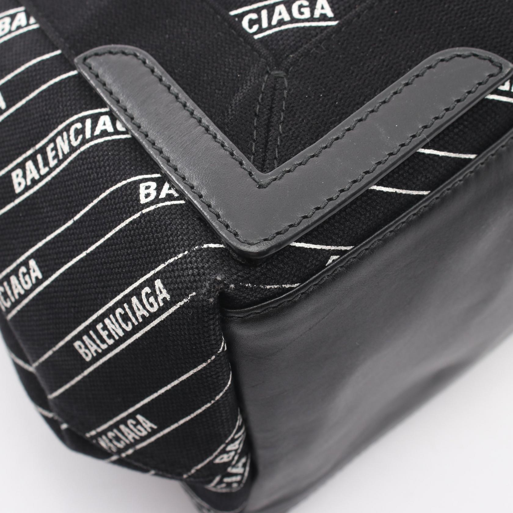 バレンシアガ NAVY CABAS S トートバッグ