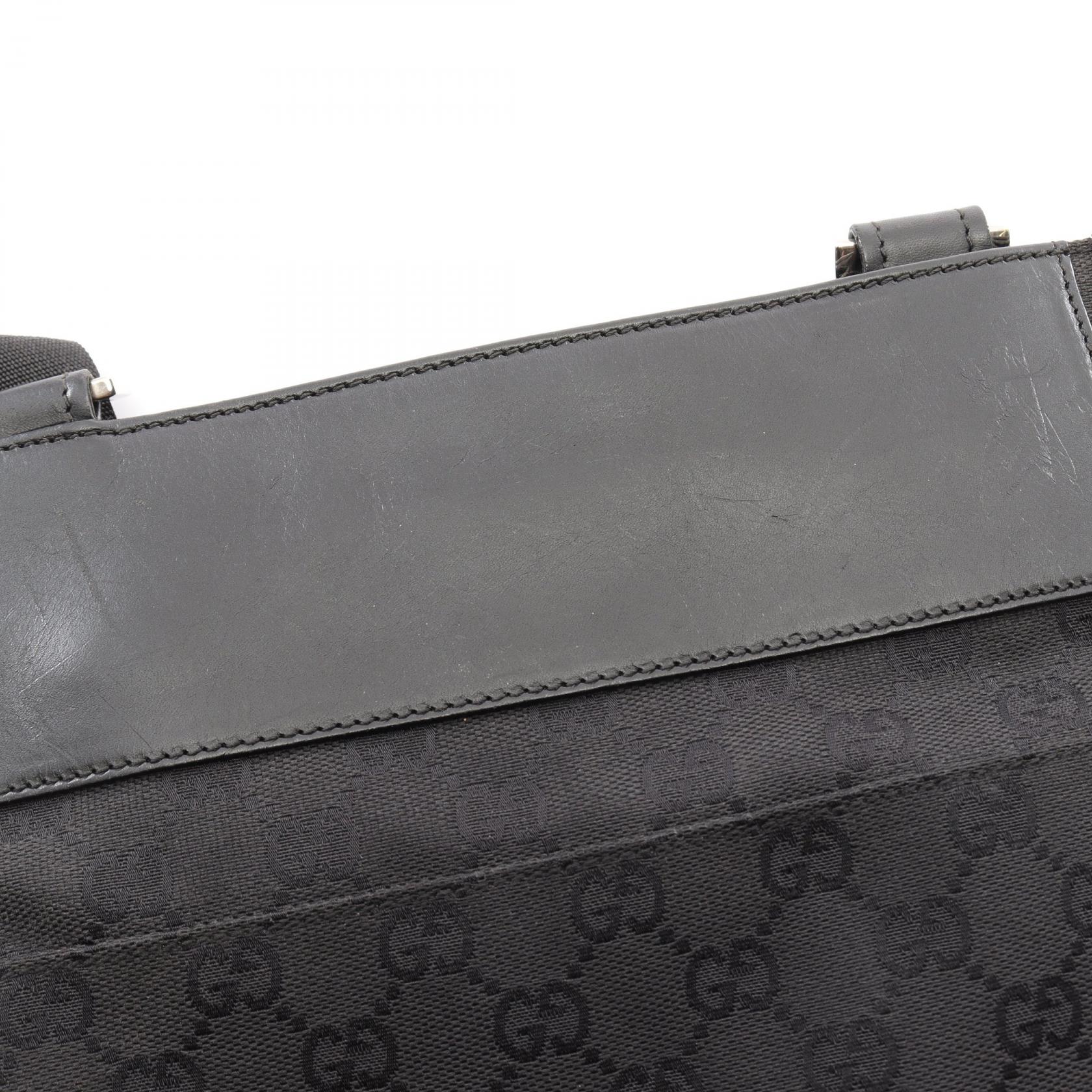 グッチ GGキャンバス レザーショルダーバッグ