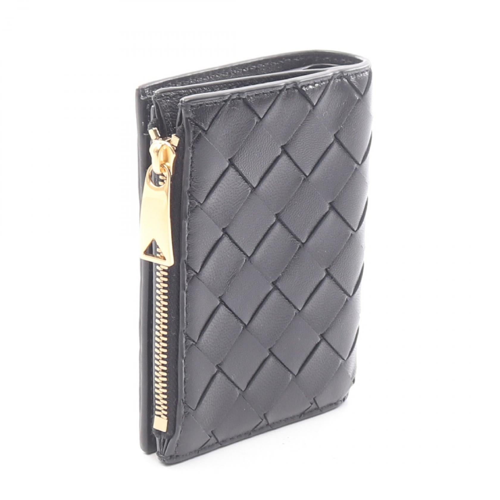 ボッテガヴェネタ イントレチャート レザー二つ折り財布