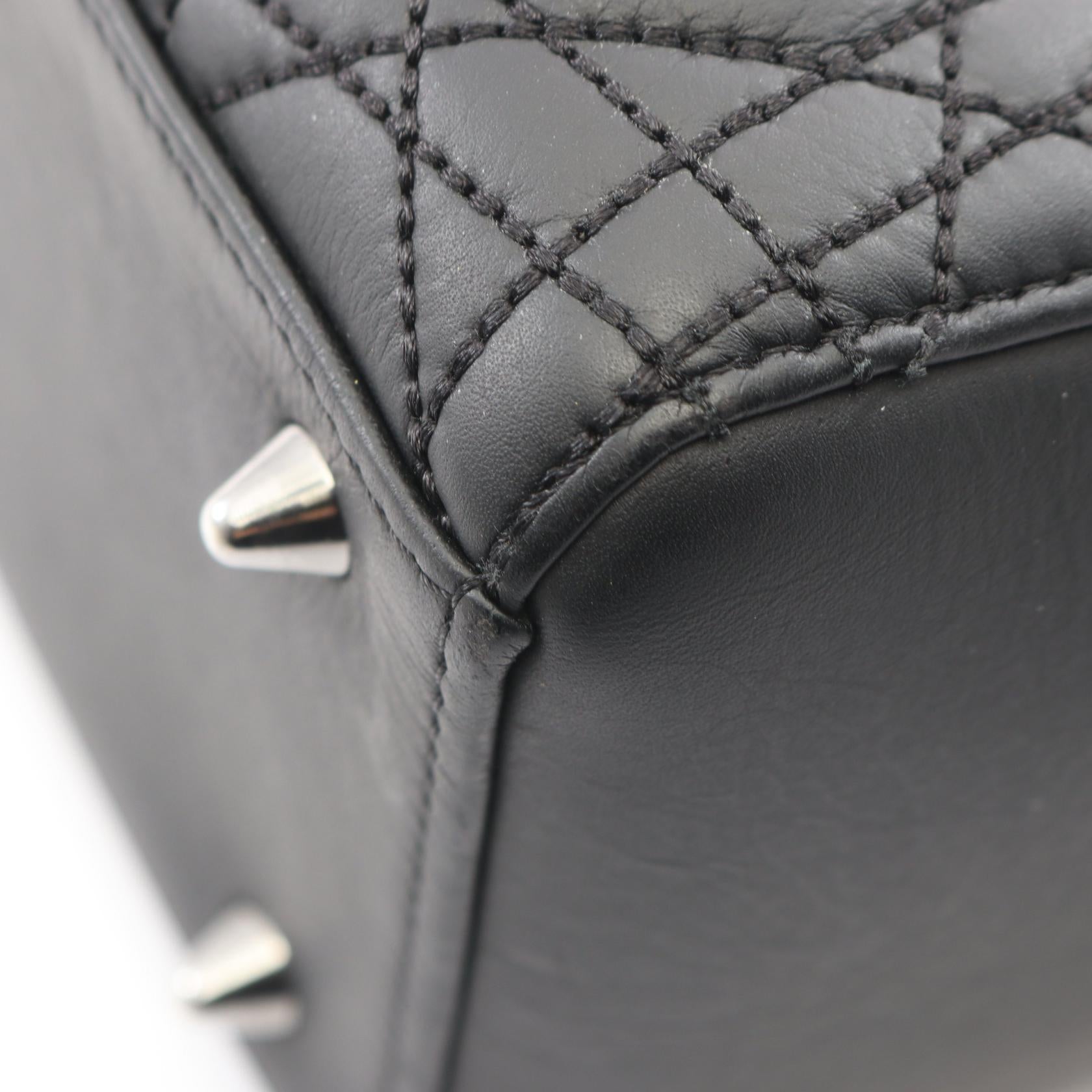 ディオール LADY DIOR レザーハンドバッグ