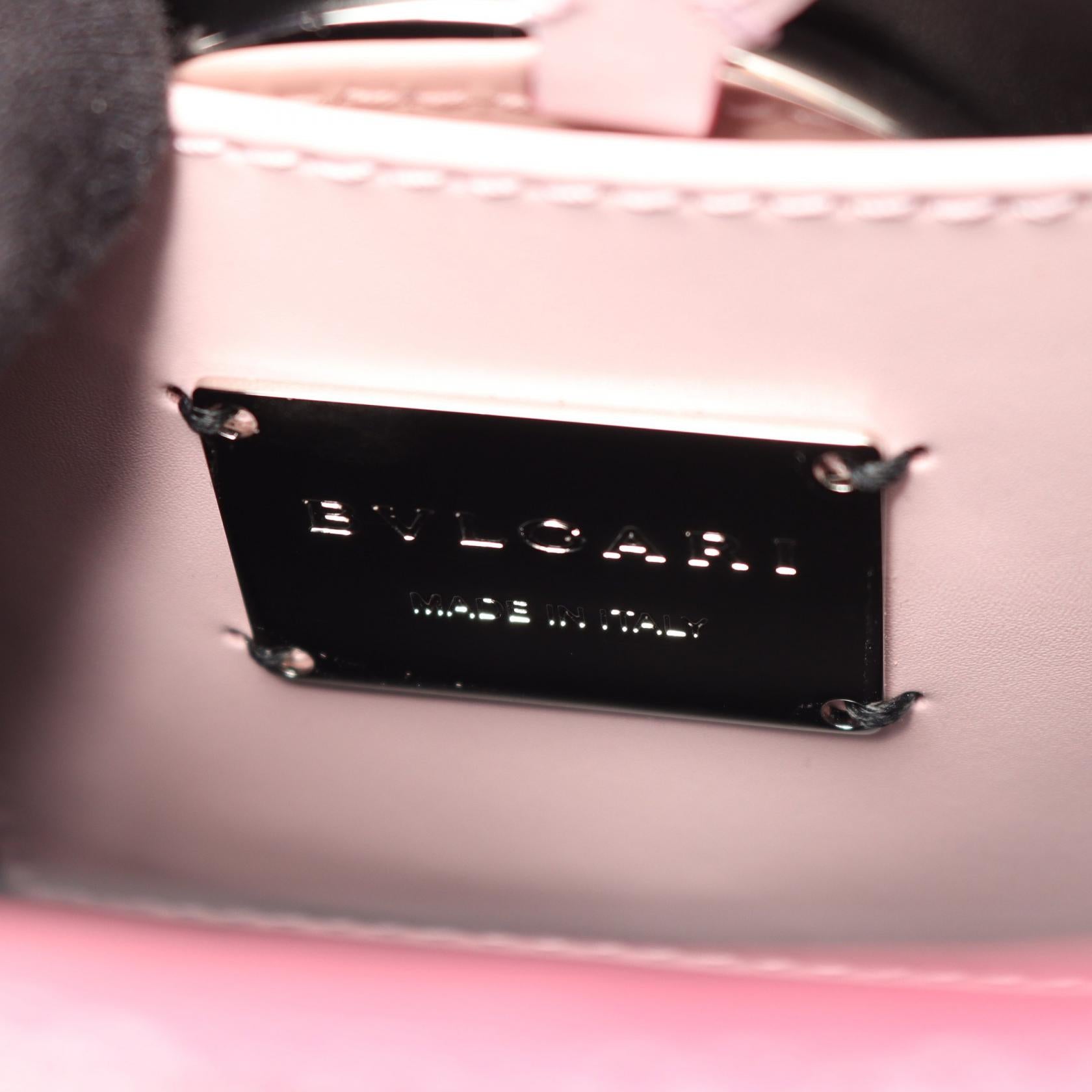 ブルガリ セルペンティ フォーエバー レザーショルダーバッグ
