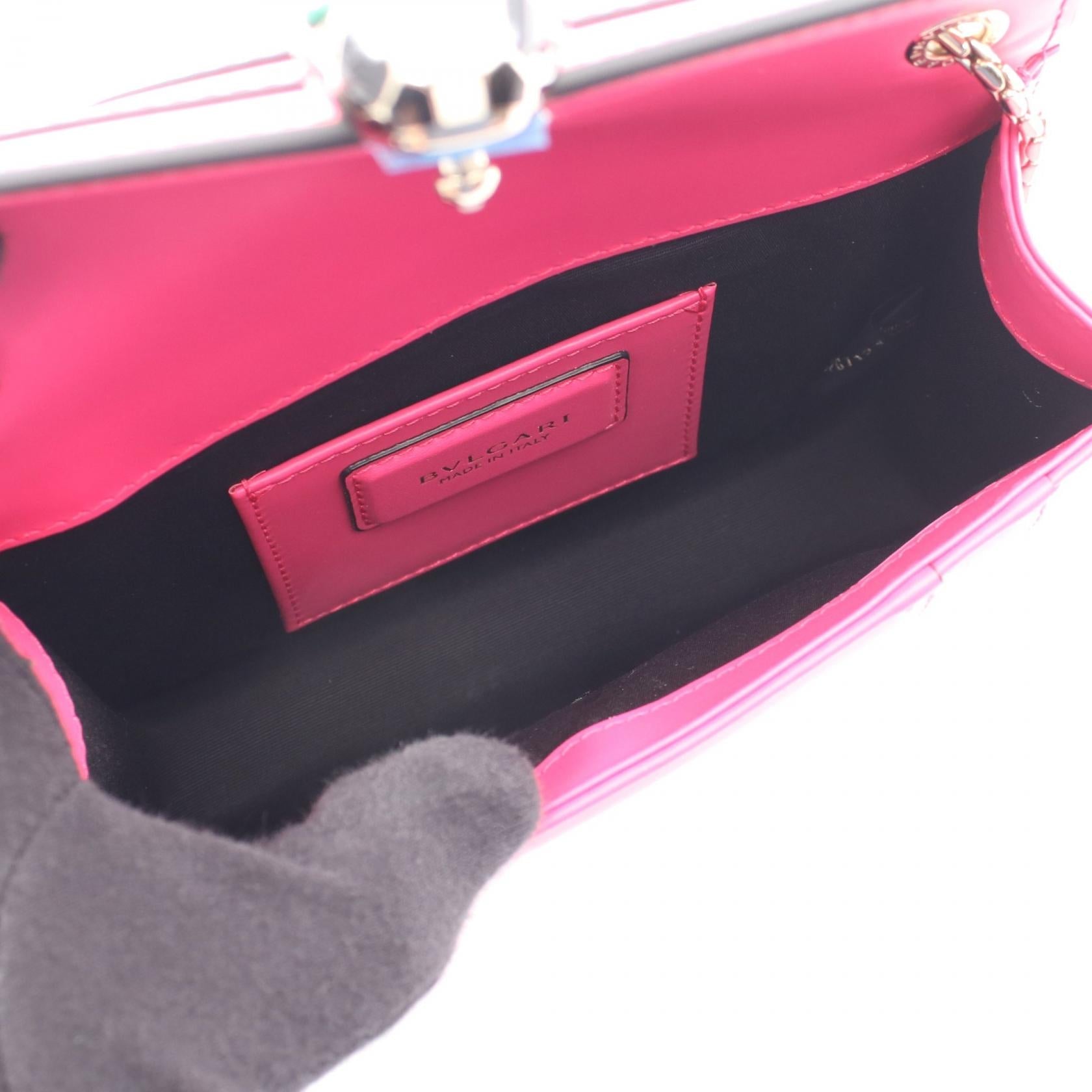 ブルガリ セルペンティ フォーエバー レザーショルダーバッグ
