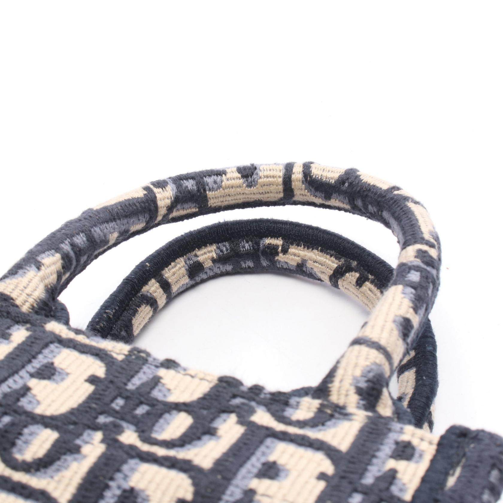 ディオール BOOK TOTE キャンバス2wayバッグ