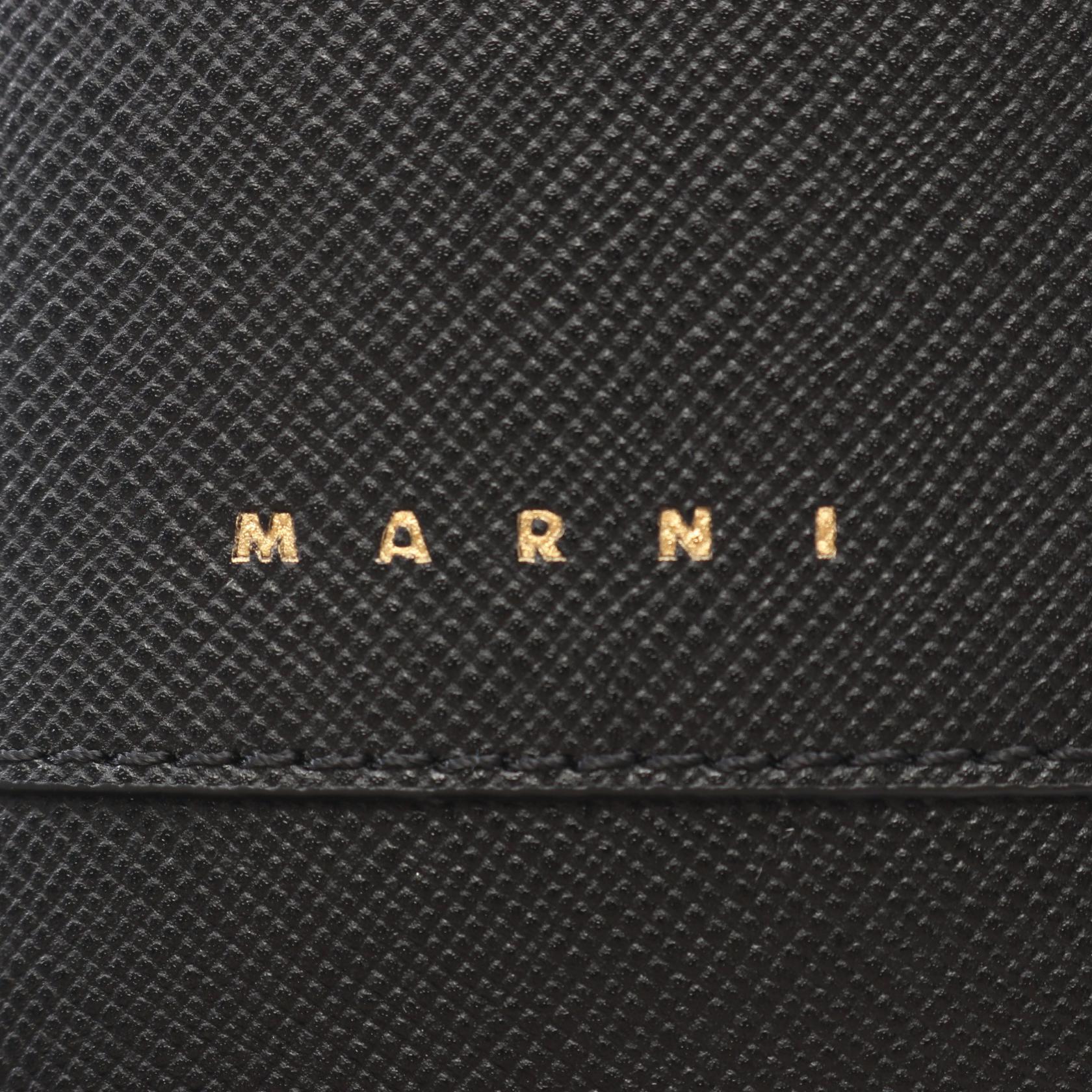 マルニ サフィアーノ レザー財布