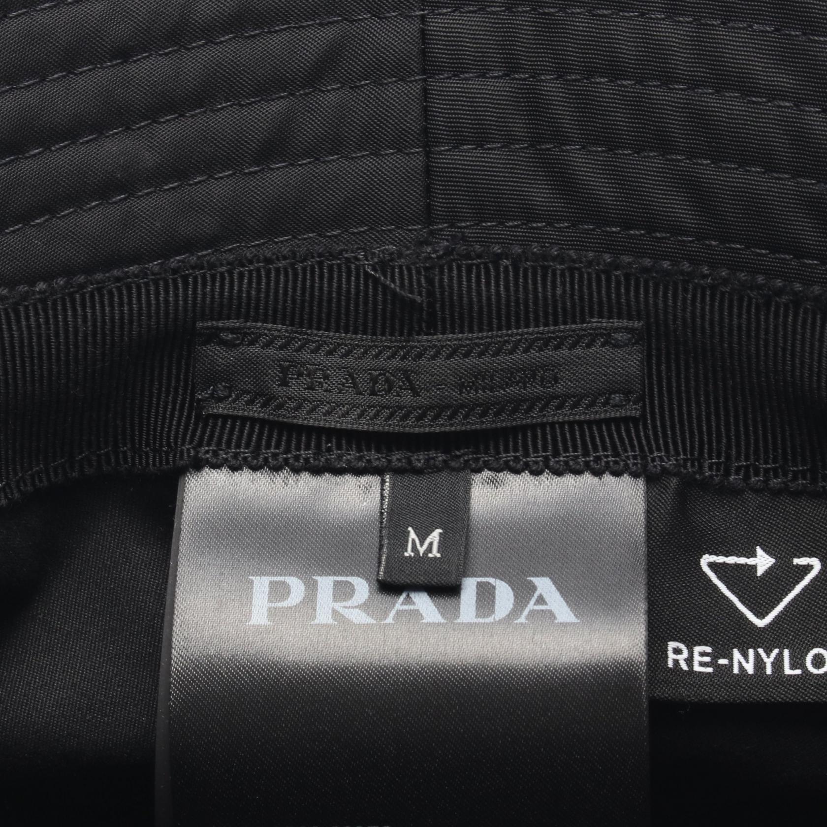 プラダ Re-Nylon バケットハット