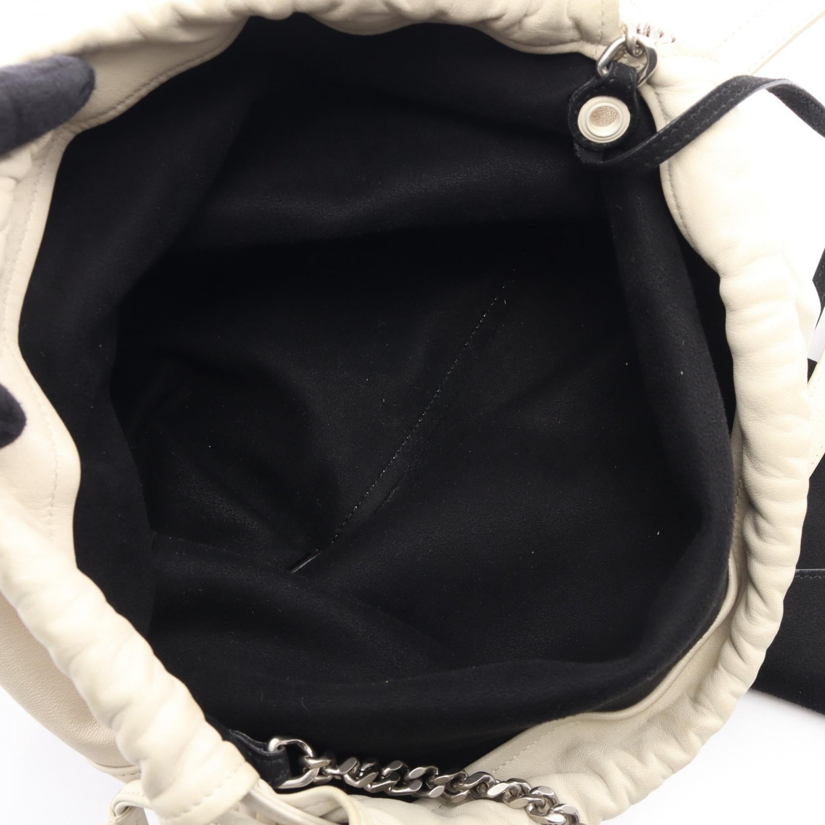 イヴサンローラン TEDDY レザーショルダーバッグ