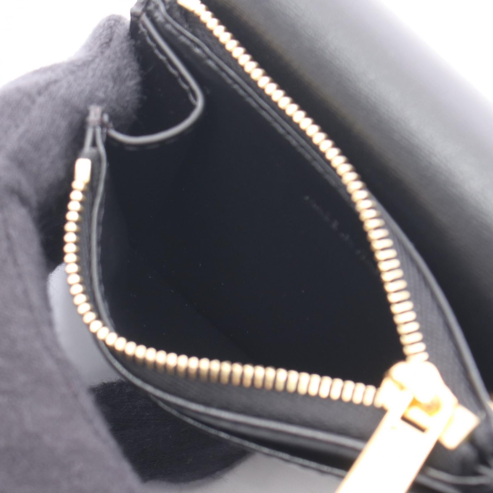 セリーヌ コンパクトウォレット トリオンフ レザー三つ折り財布