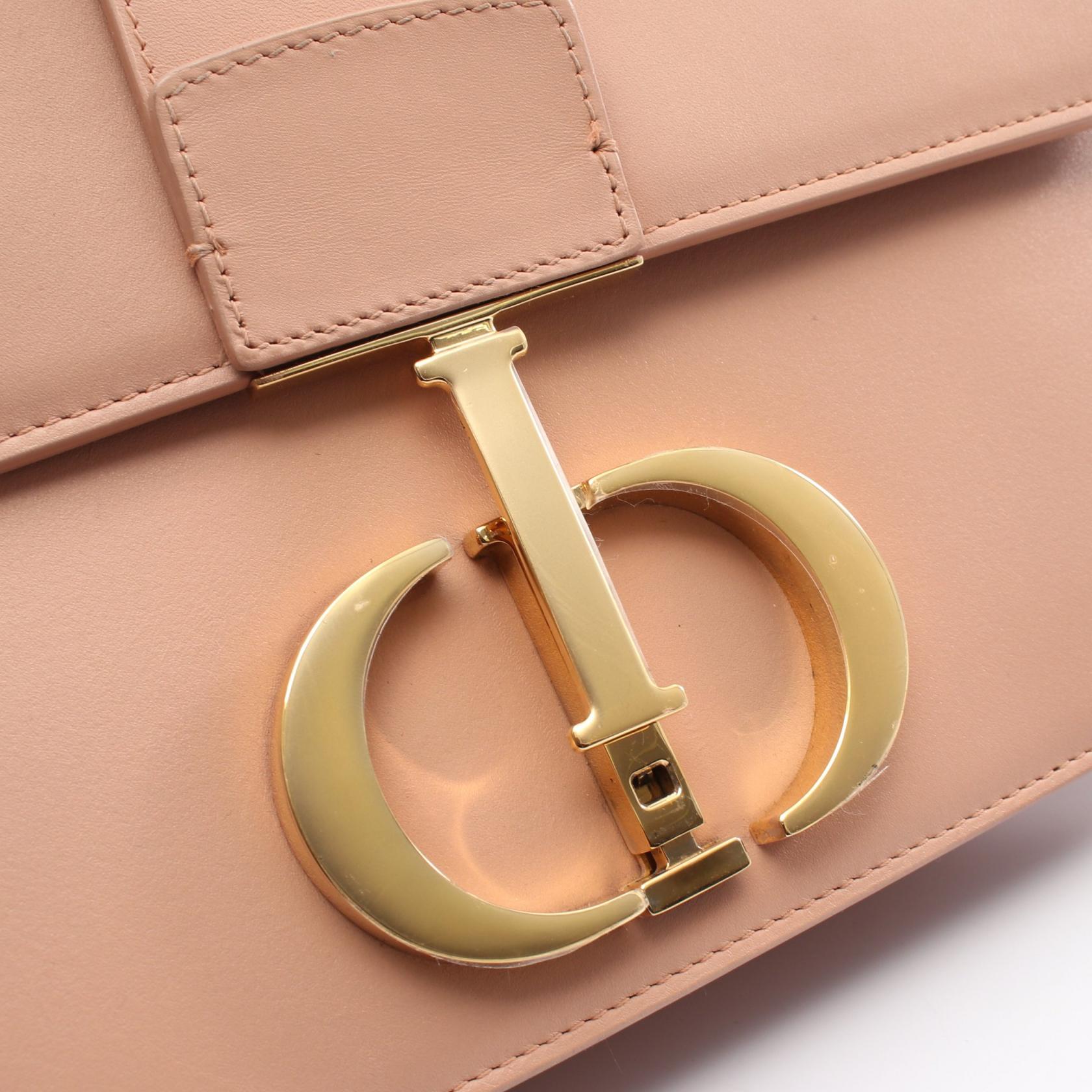 ディオール 30 MONTAIGNE レザーショルダーバッグ