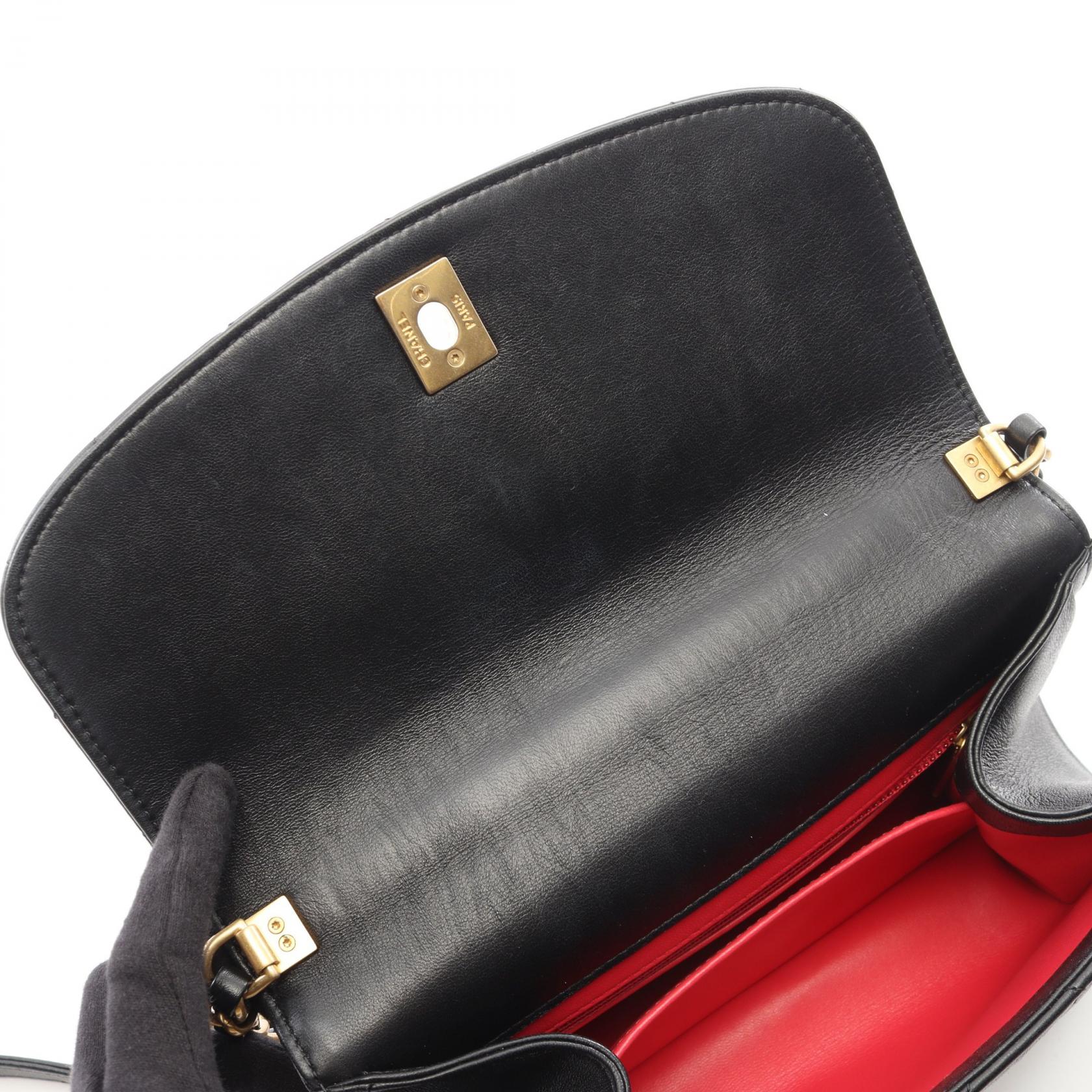 シャネル マトラッセ レザー2wayショルダーバッグ
