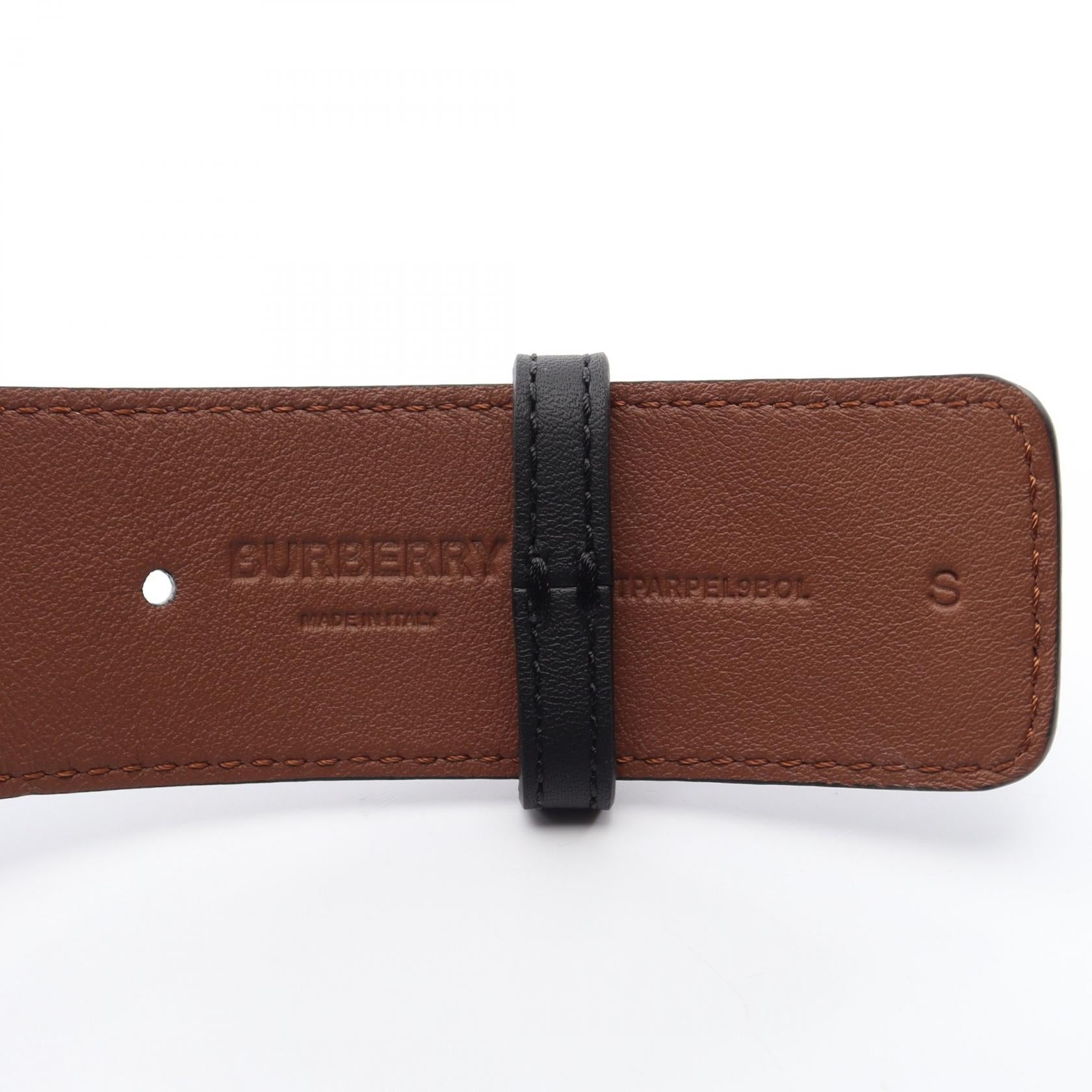 バーバリー TB Reversible レザーベルト