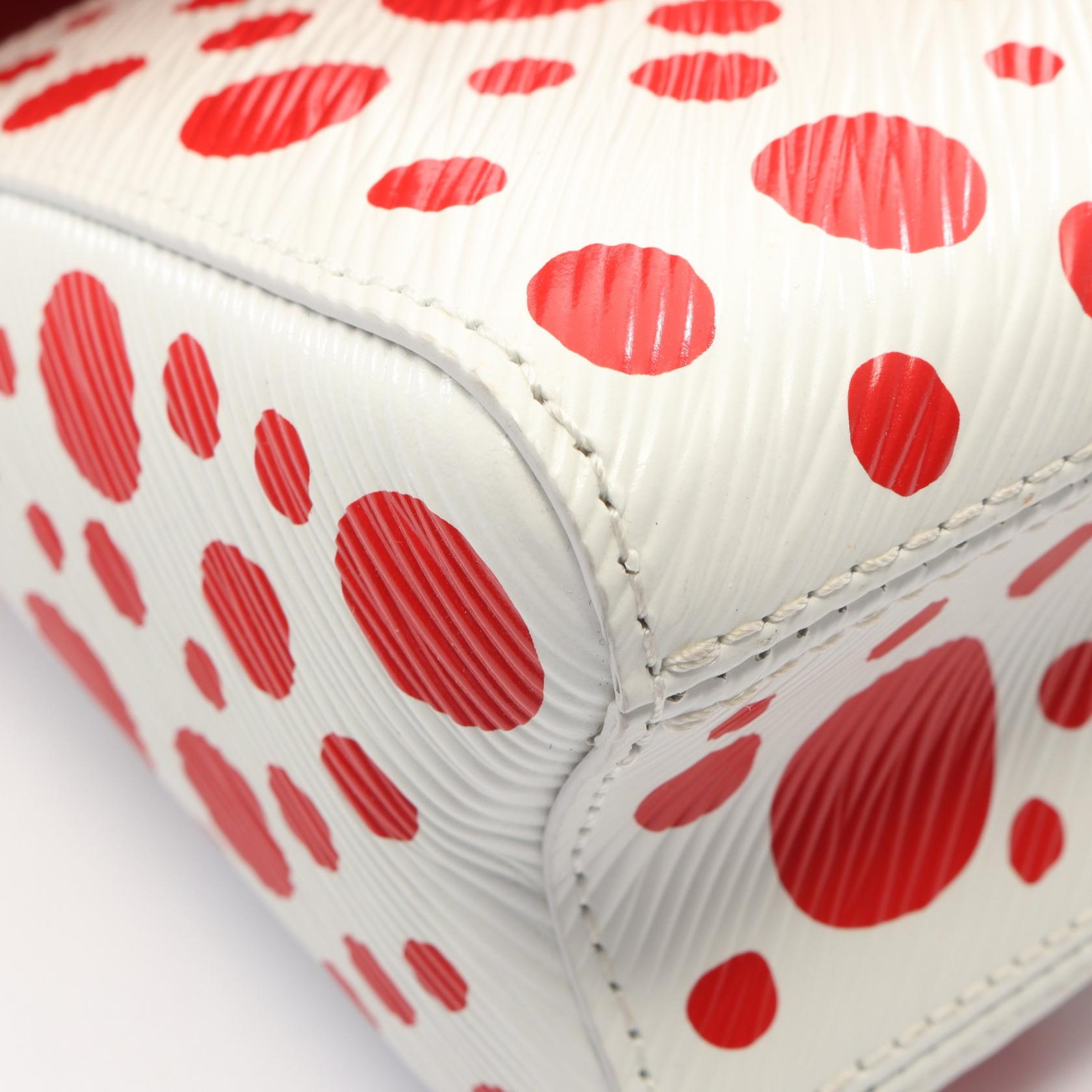 ルイヴィトン LV × YK ツイストPM エピ ショルダーバッグ 限定