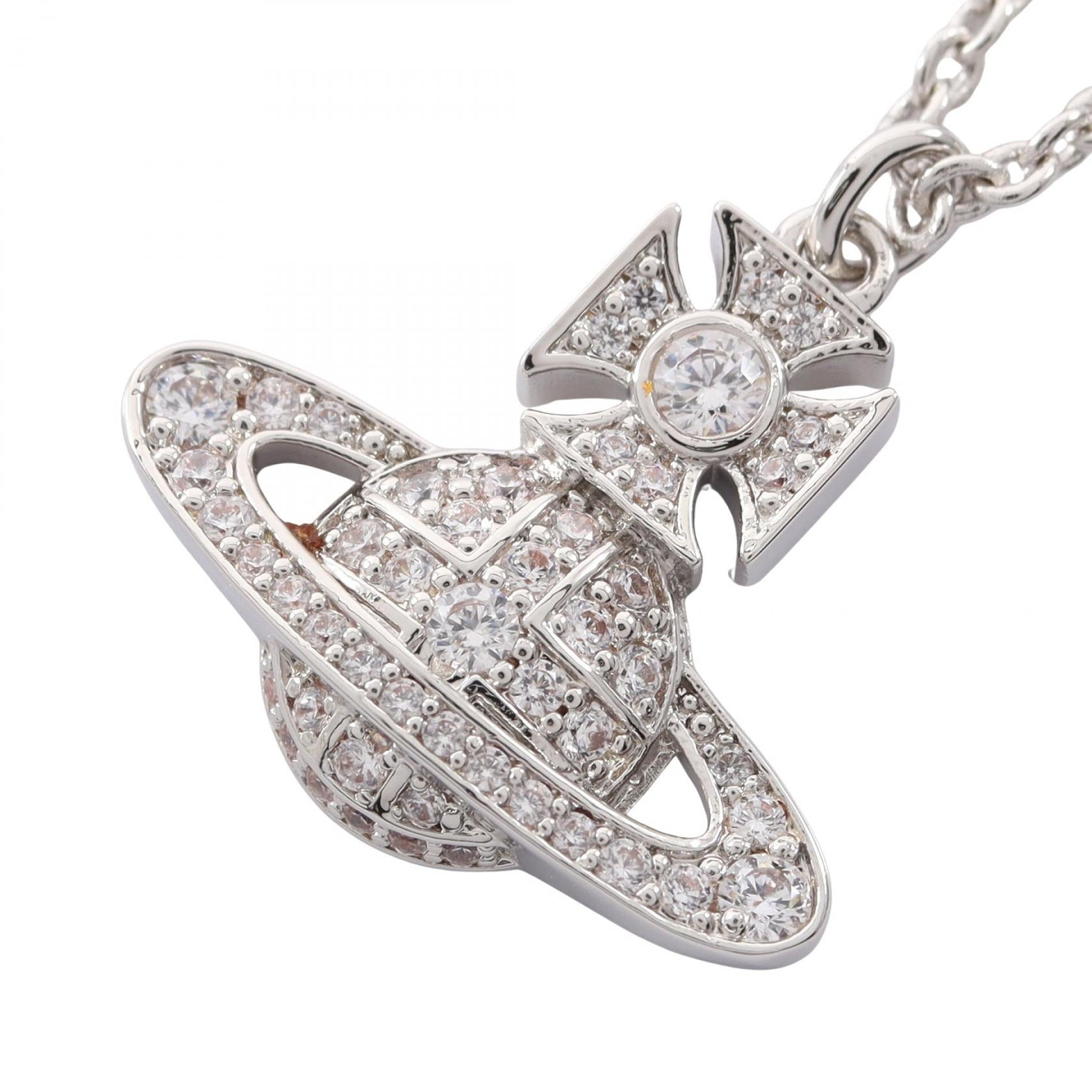 ヴィヴィアンウエストウッド CARMELA BAS RELIEF PENDANT ネックレス