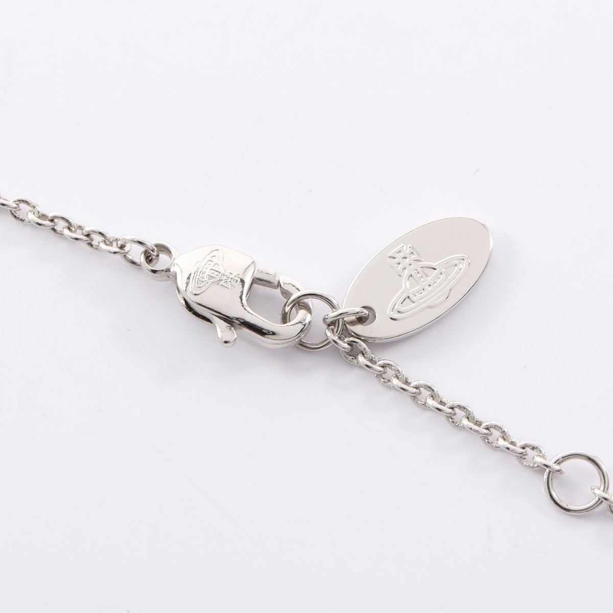 ヴィヴィアンウエストウッド CARMELA BAS RELIEF PENDANT ネックレス