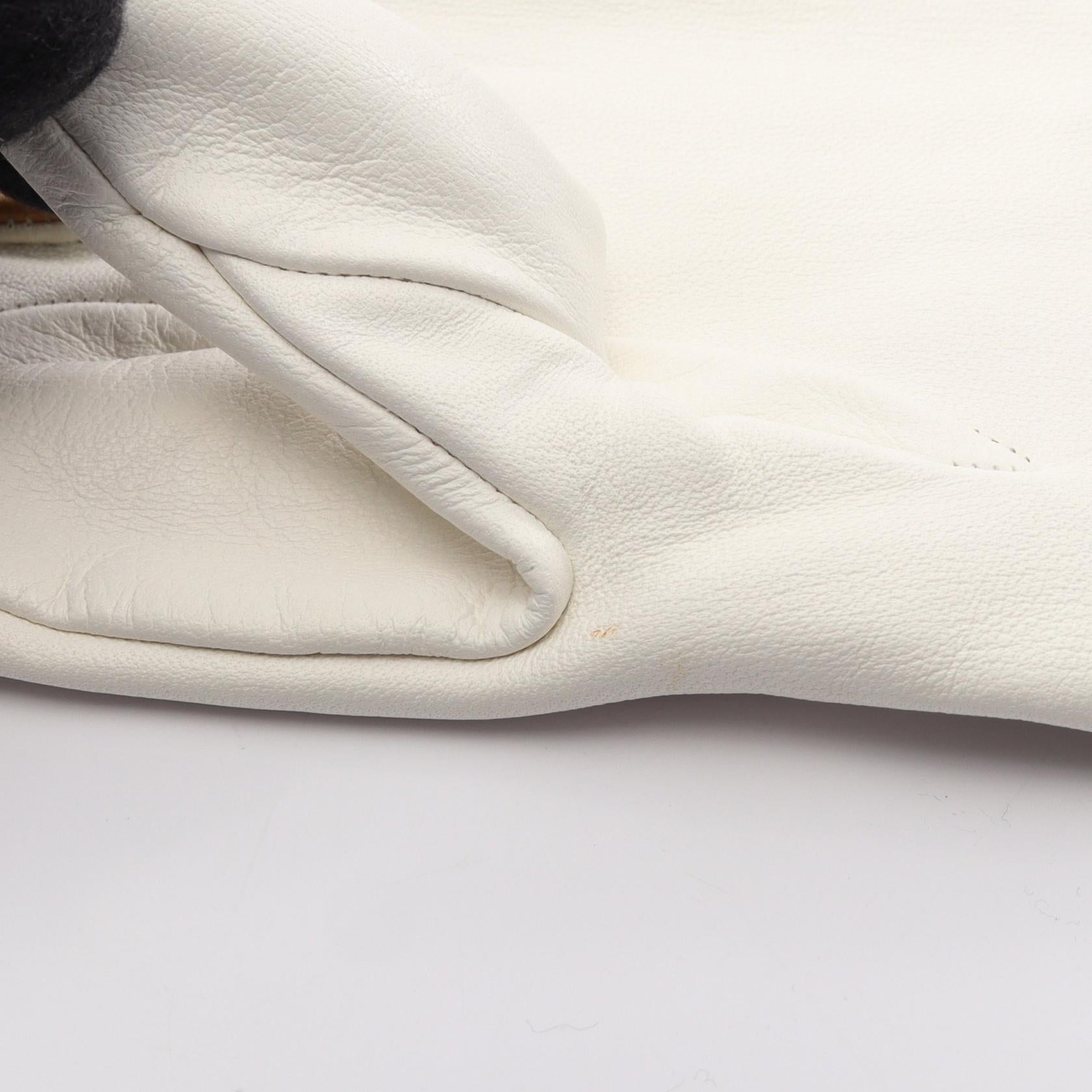 エルメス トリミング レザー手袋