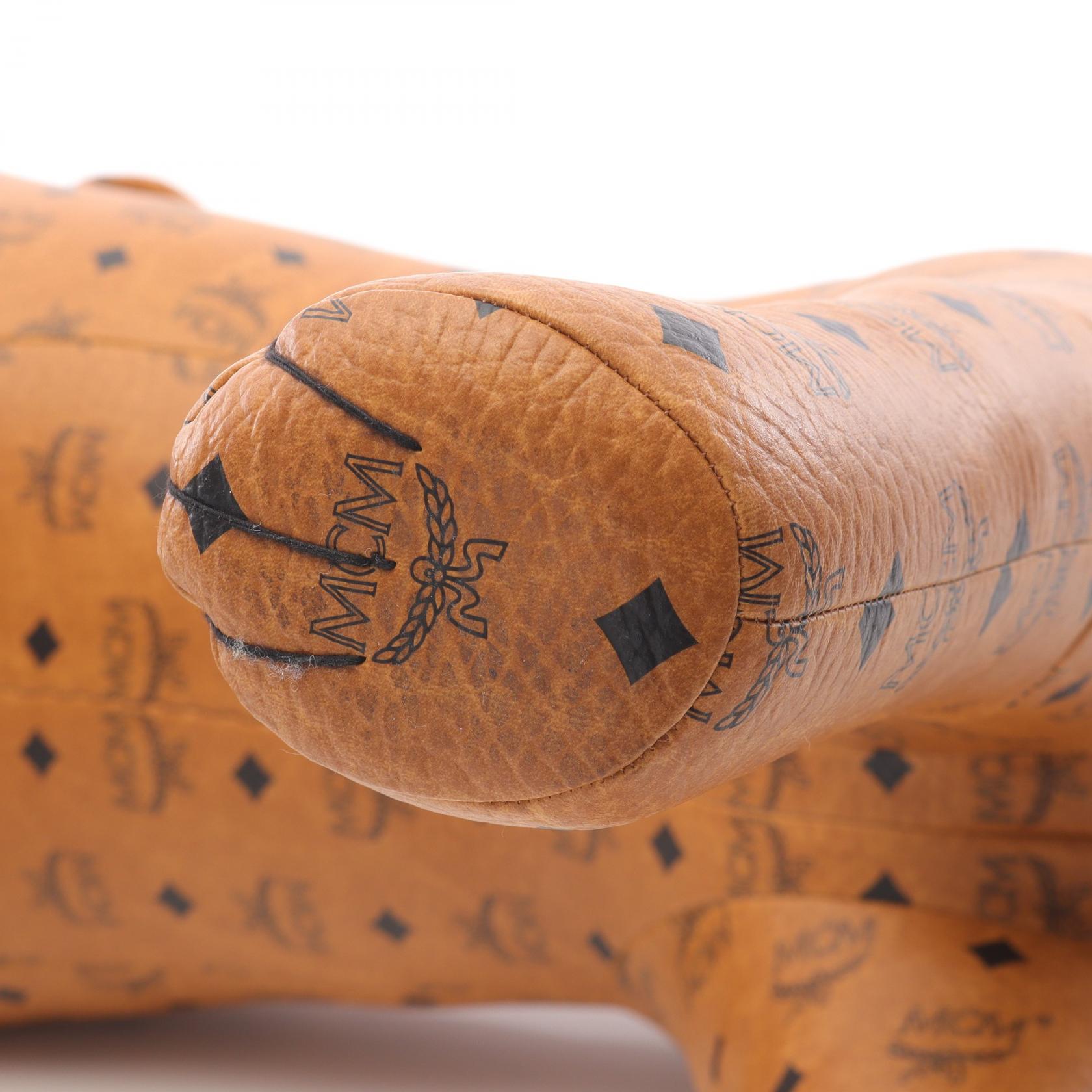 MCM MYZ2SVD01CO001 PVC ドッグアクセサリー