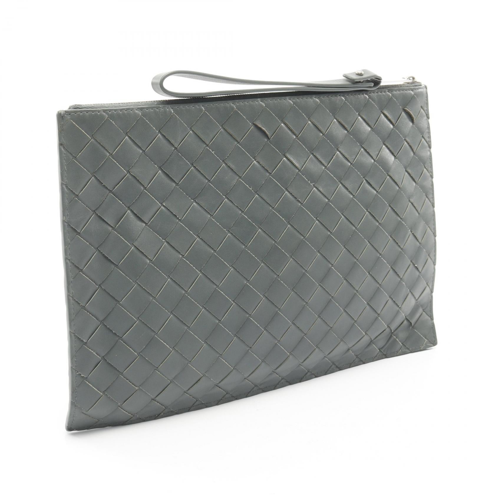 ボッテガ・ヴェネタイントレチャートレザークラッチバッグ