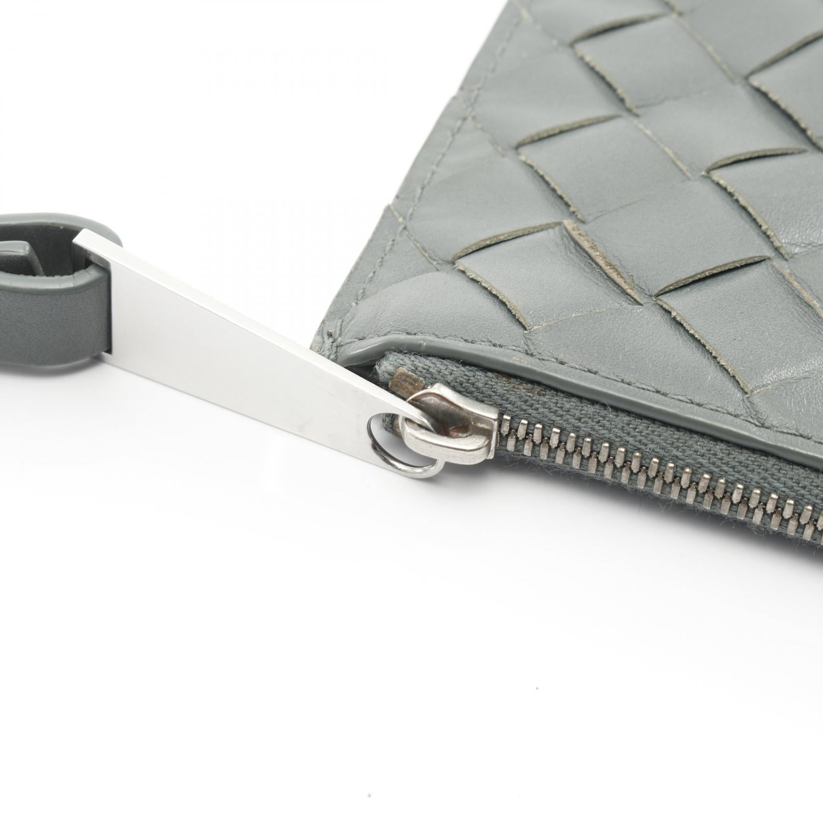 ボッテガ・ヴェネタイントレチャートレザークラッチバッグ