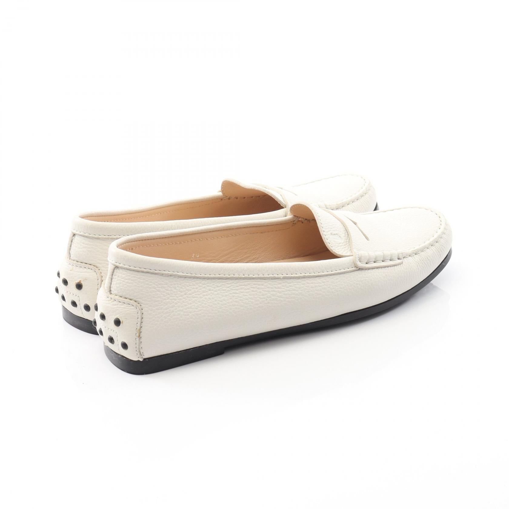 トッズ レザー カジュアル シューズ