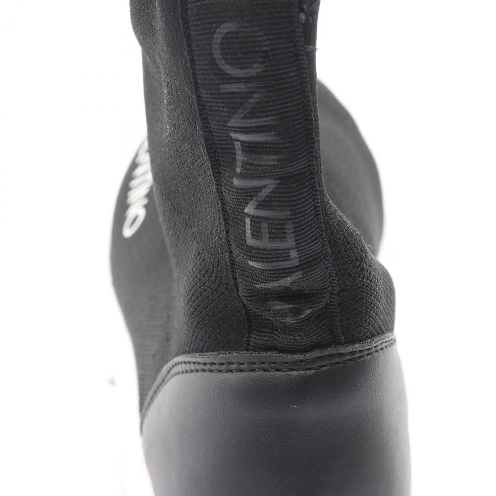 ヴァレンティノ ファブリック スニーカー