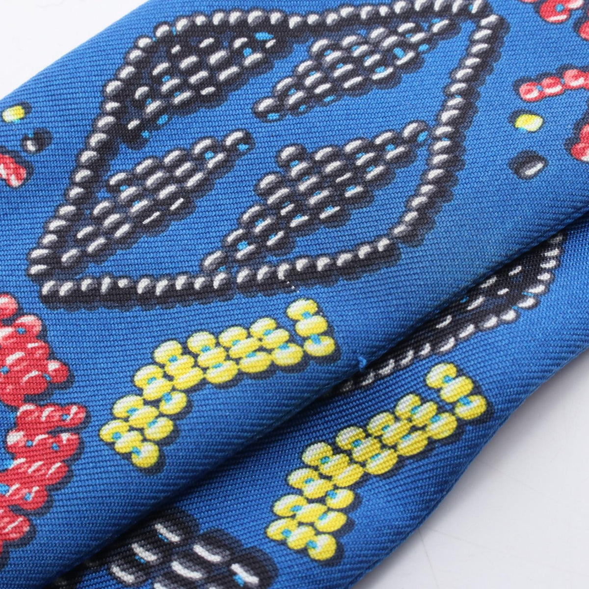 エルメス ツイリー KELLY EN PERLES シルクスカーフ