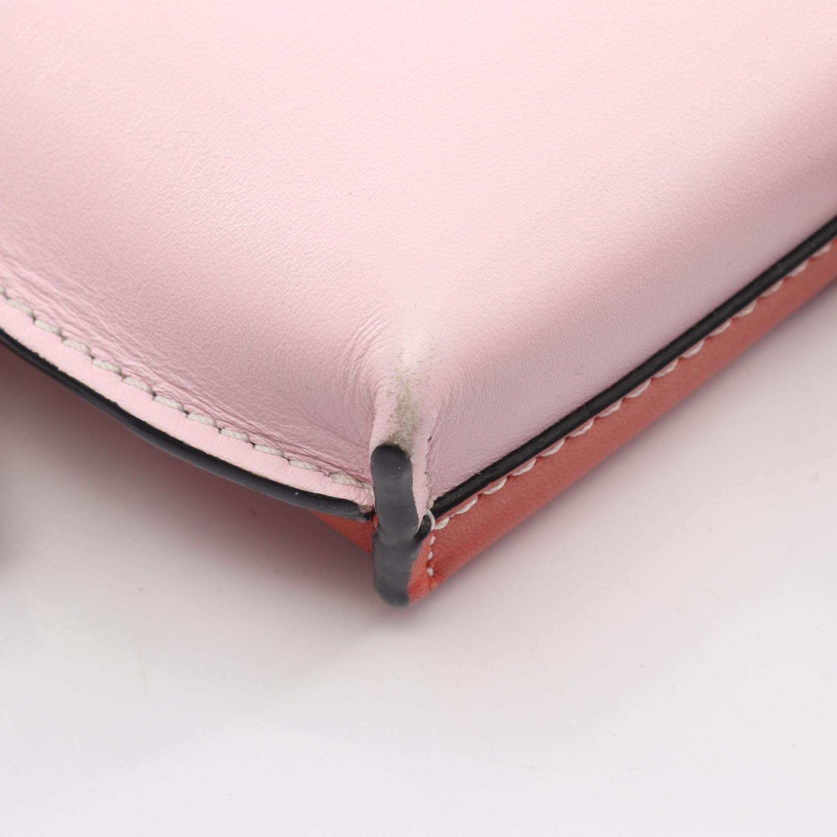 ロエベ Gate Pocket レザーショルダーバッグ