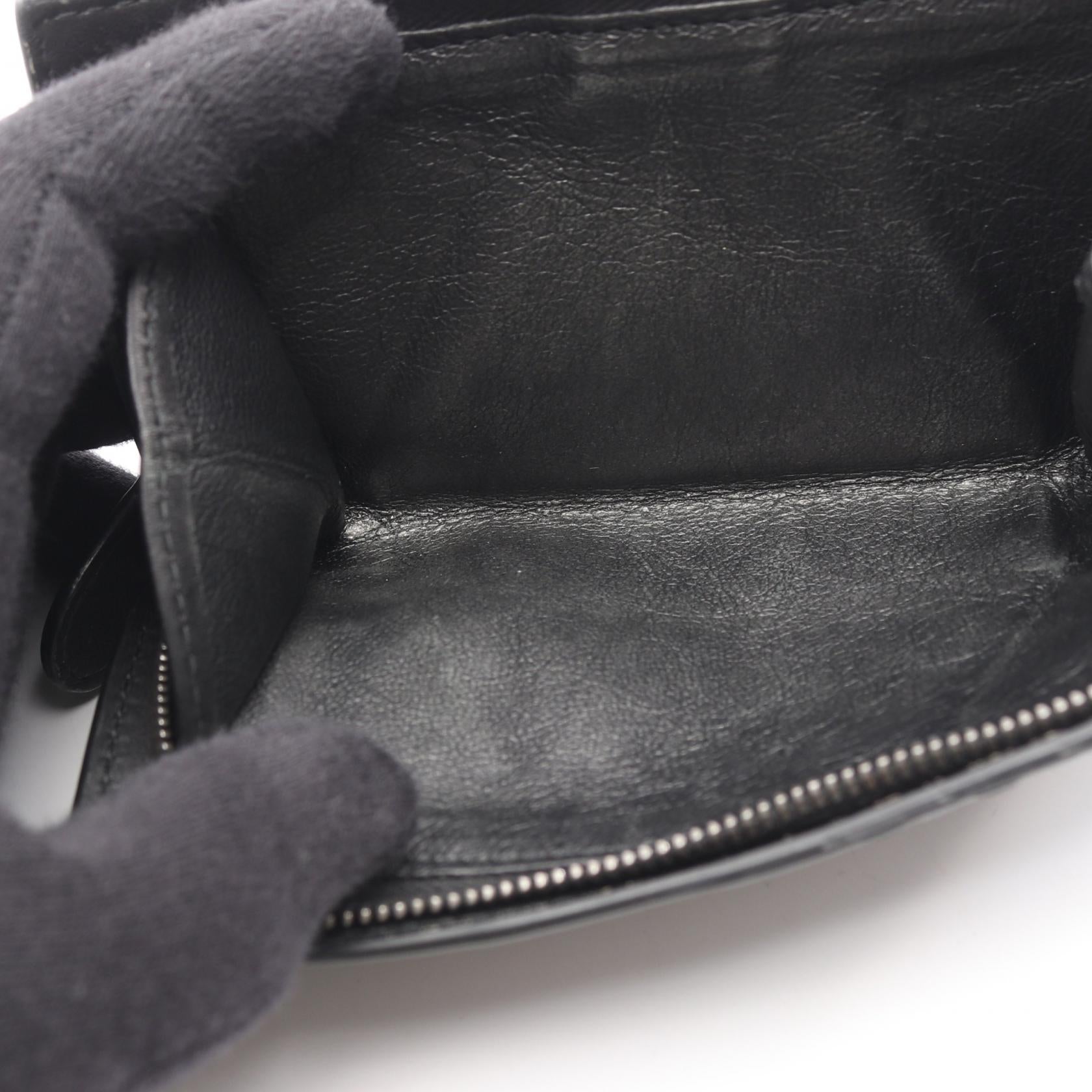 ボッテガヴェネタ イントレチャート レザー二つ折り財布