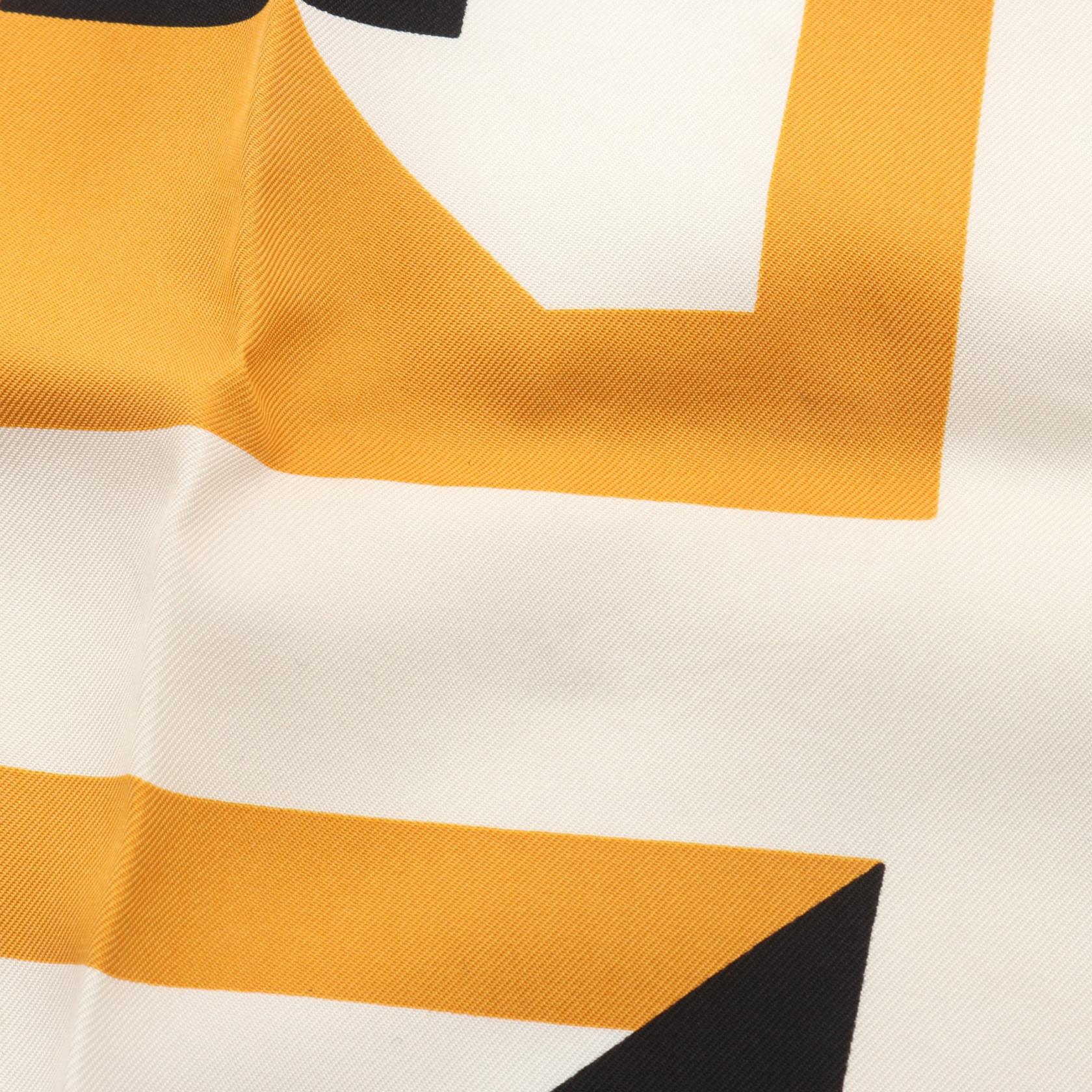 エルメス カレ90 Lettres au Carre シルクスカーフ