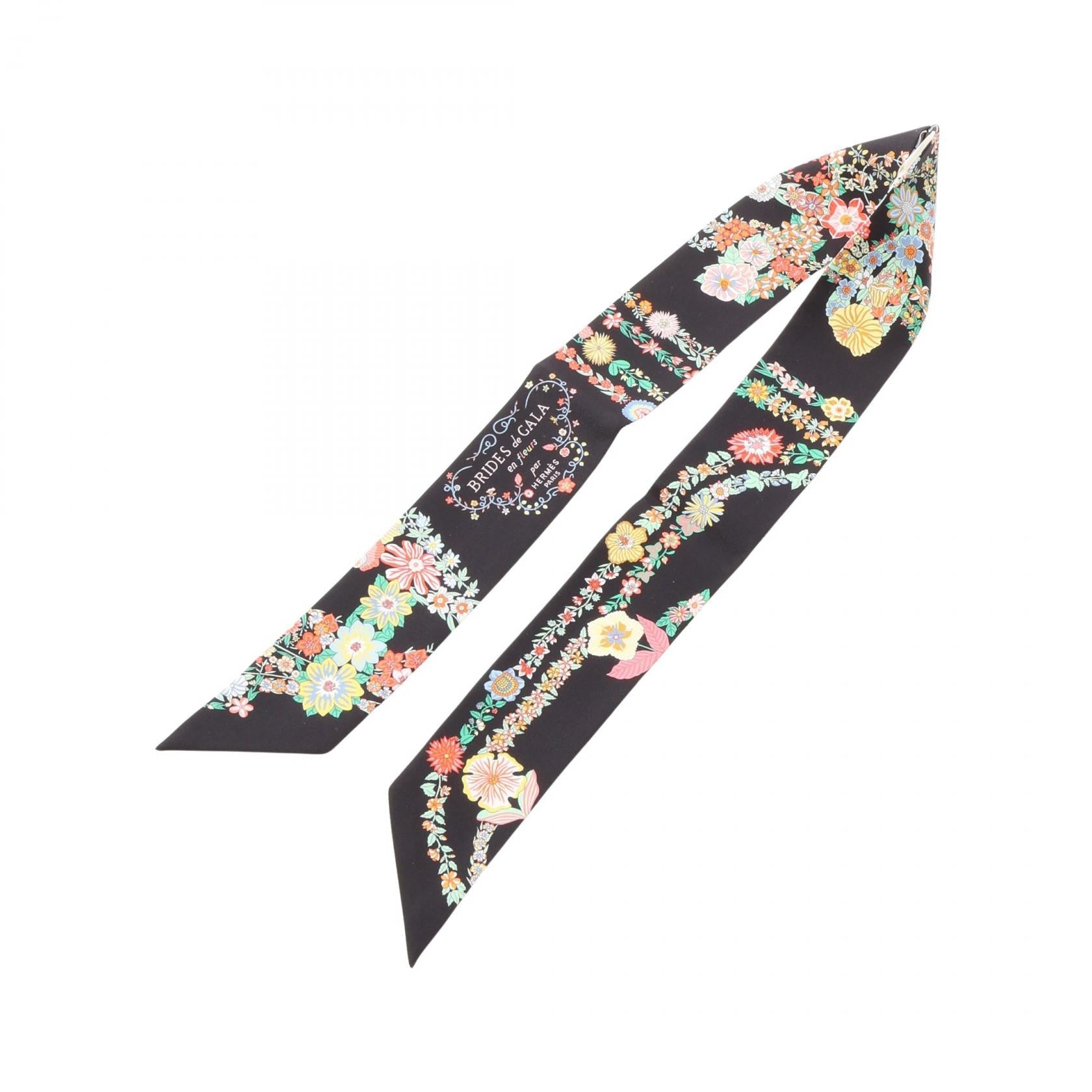 エルメス Brides de Gala en Fleurs ツイリー シルクスカーフ
