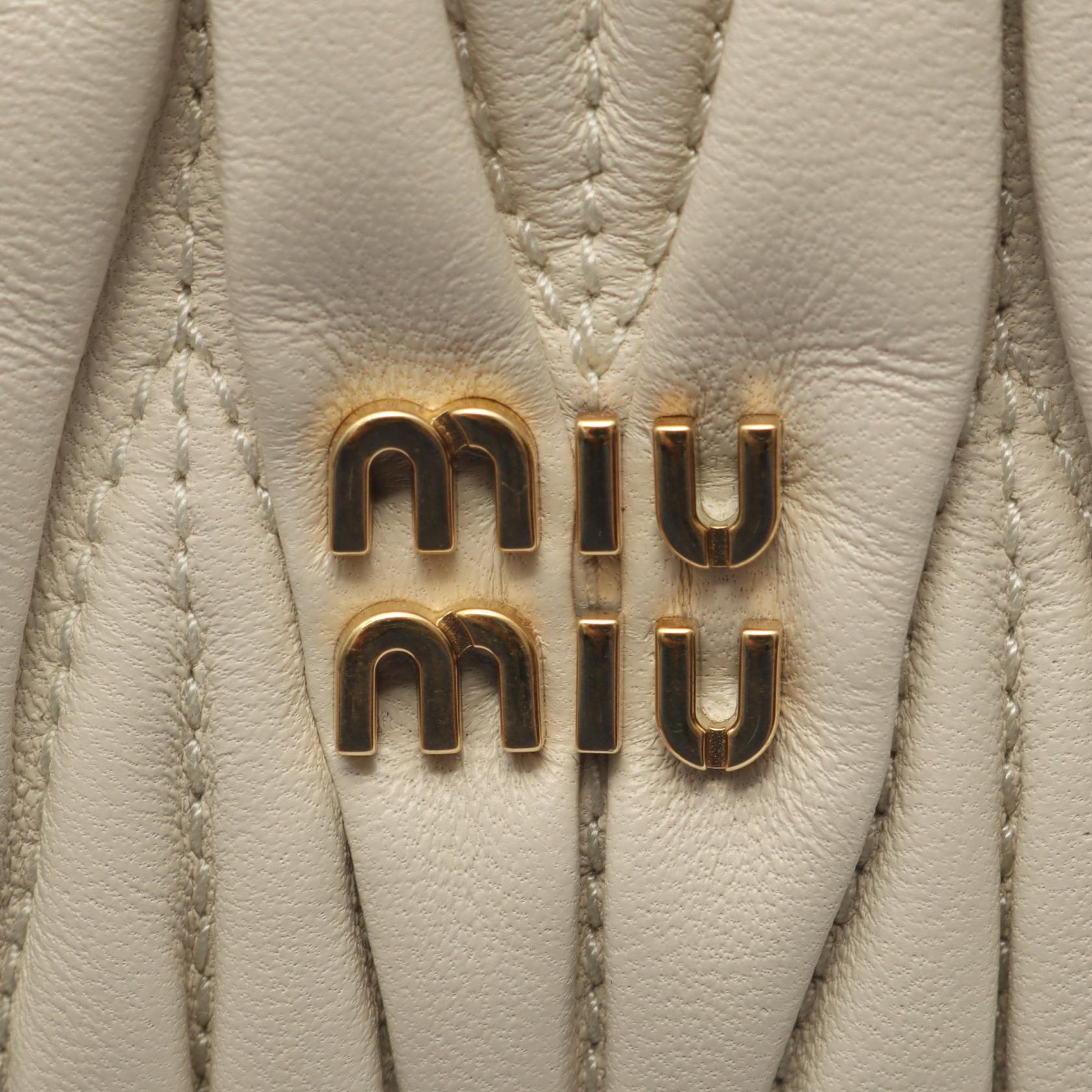 ミュウミュウ MATELASSE MIU レザー2WAYハンドバッグ