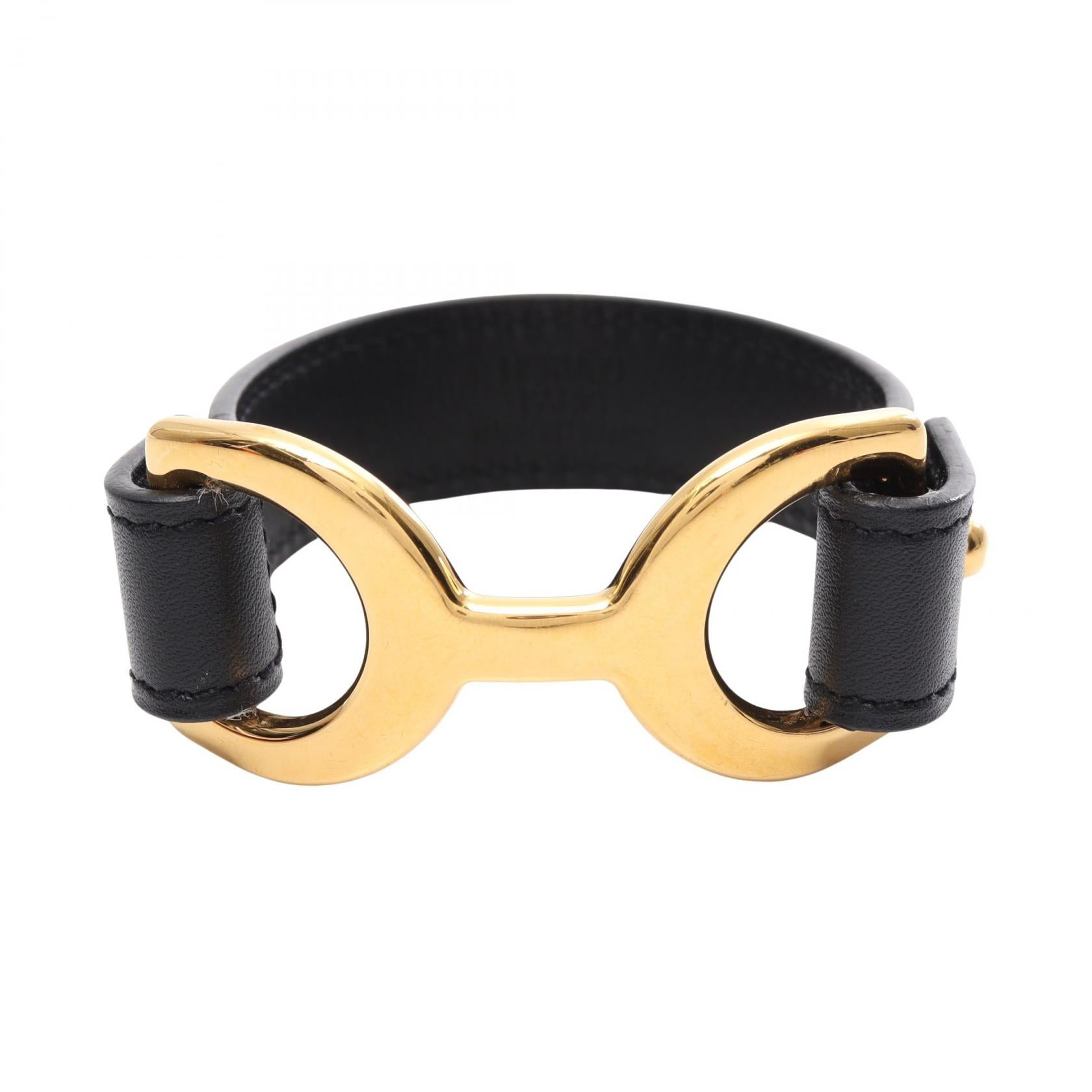 エルメス パヴァーヌ レザー バングル