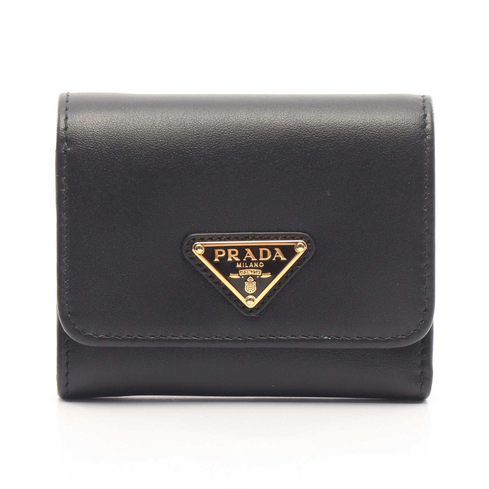 プラダ CITY CALF TAB レザー財布