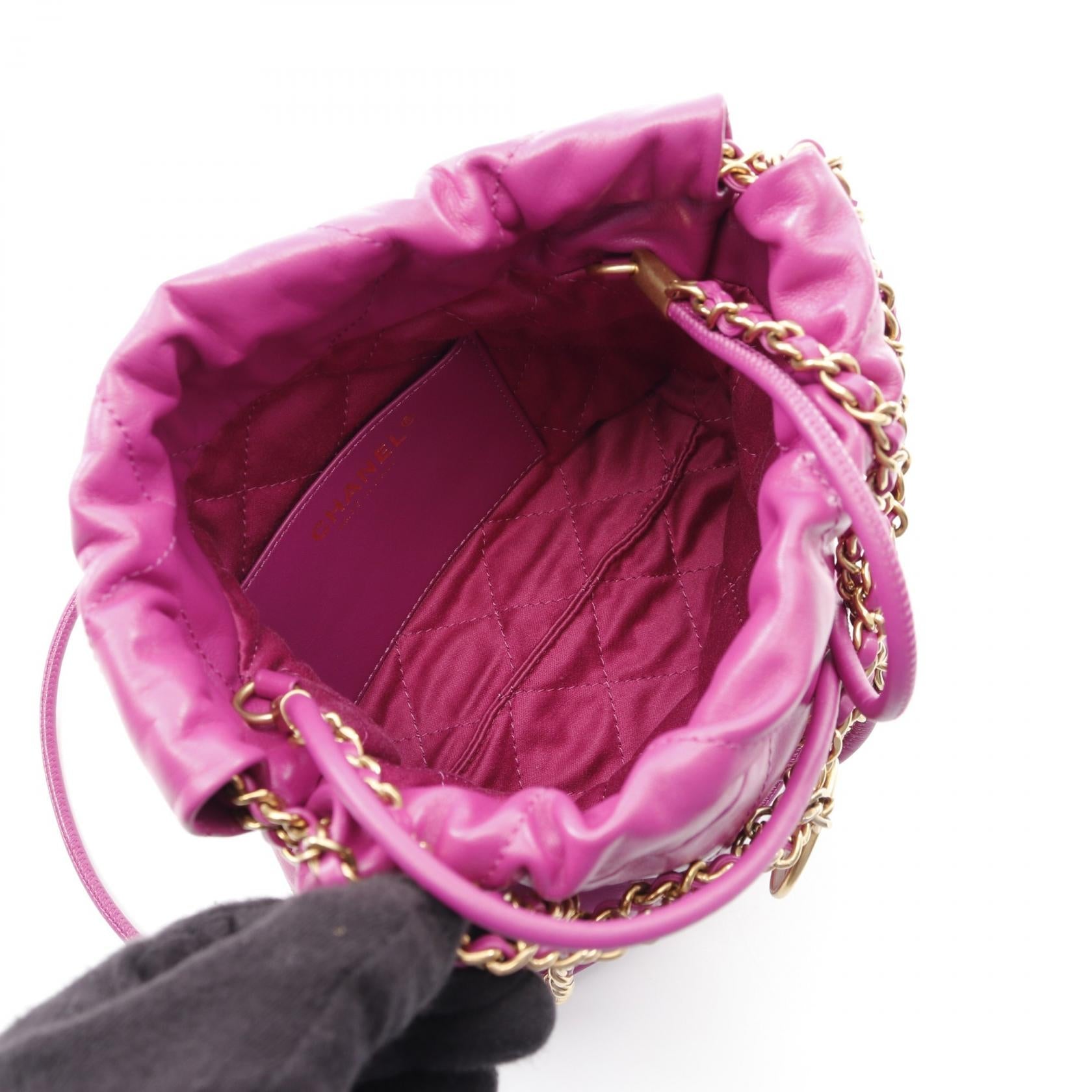 シャネル CHANEL 22 レザー ミニショルダーバッグ