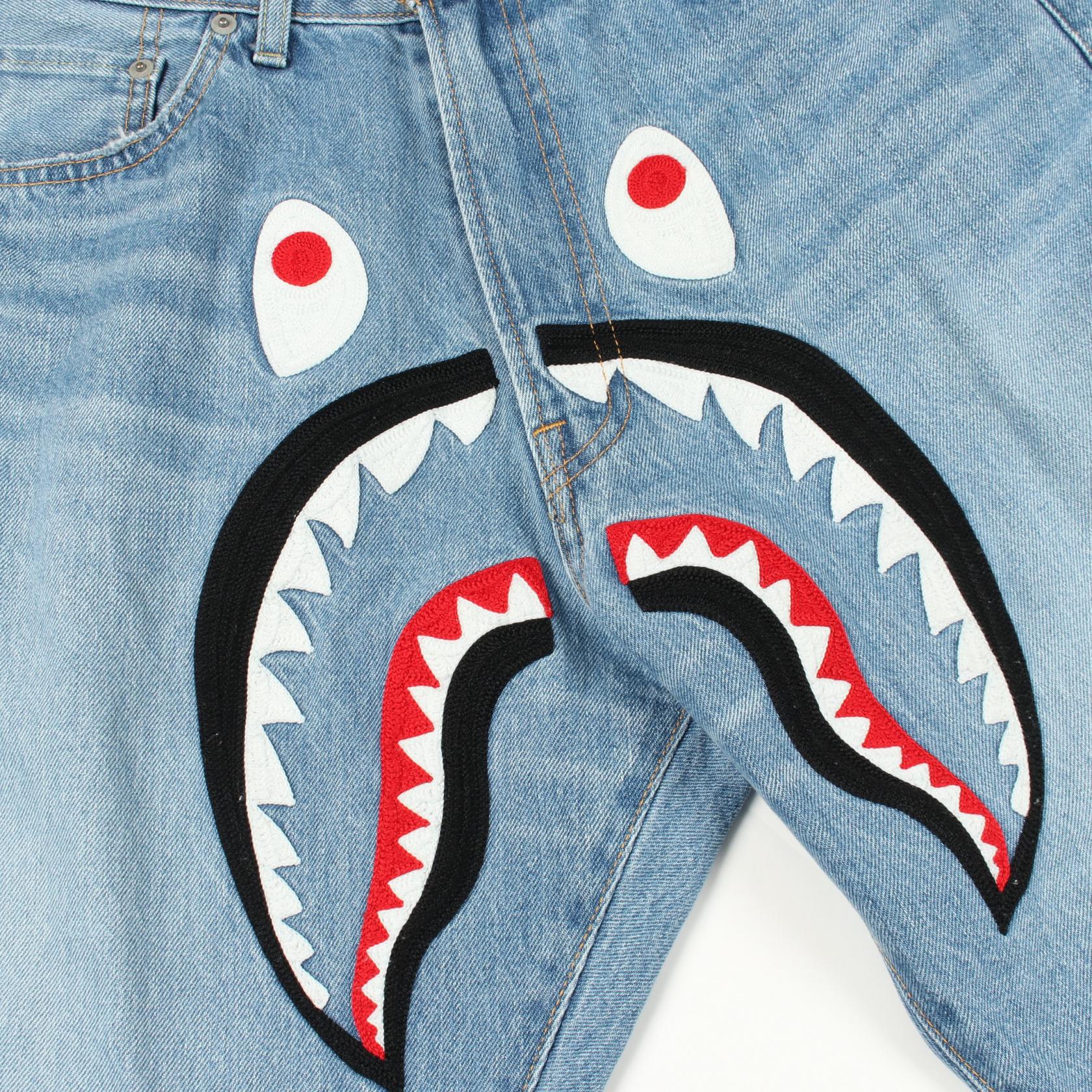 アベイシングエイプ Shark Loose Fit コットンデニムパンツ