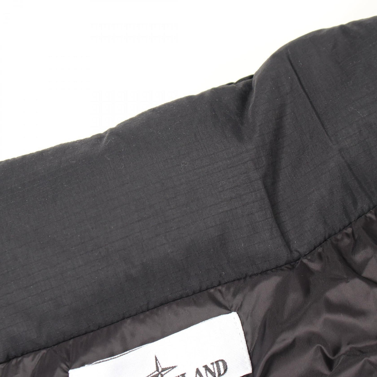 ストーンアイランド Matt Ripstop Cordura Advanced Fabrics ダウンジャケット