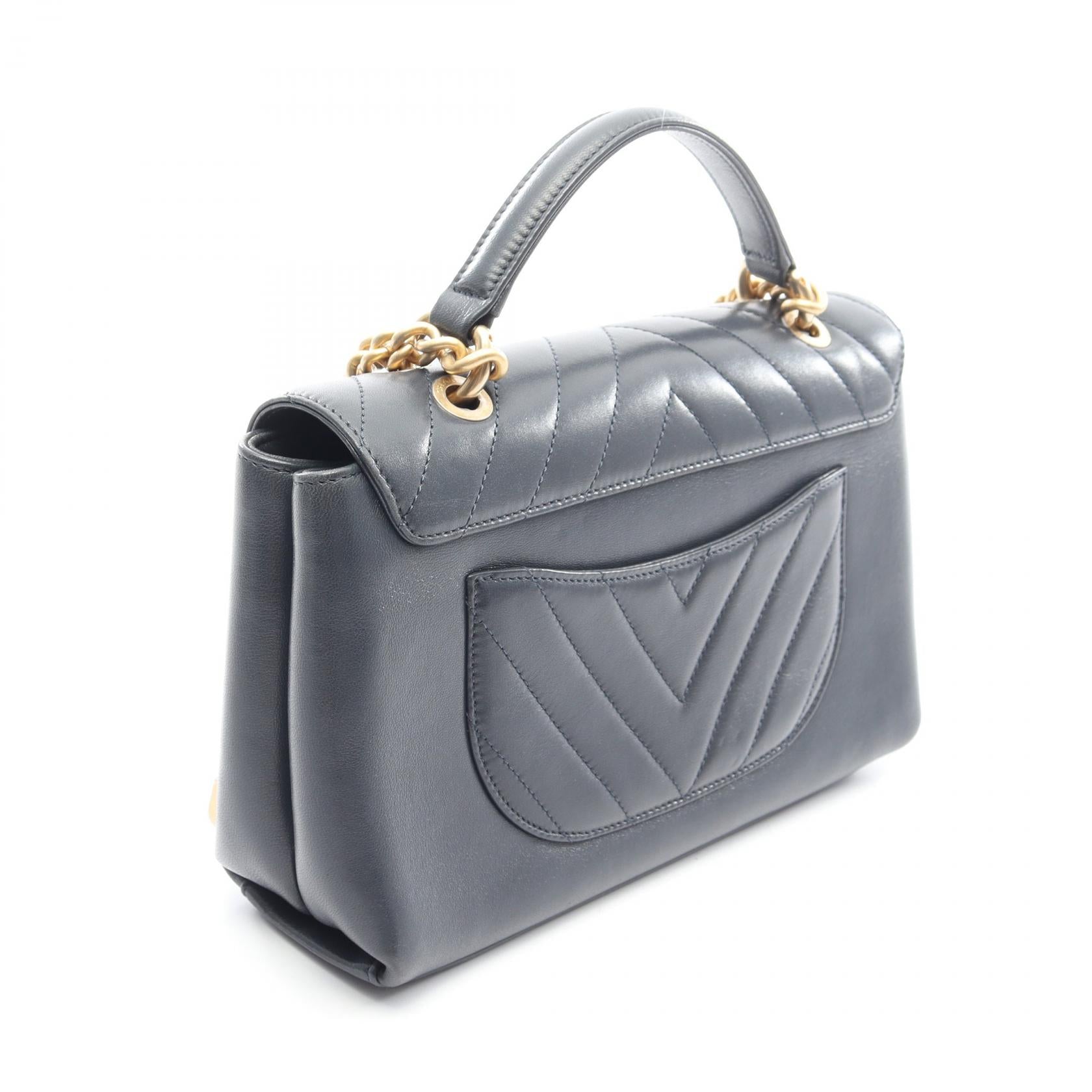 シャネル トップハンドルVステッチ ラムスキン2WAYショルダーバッグ