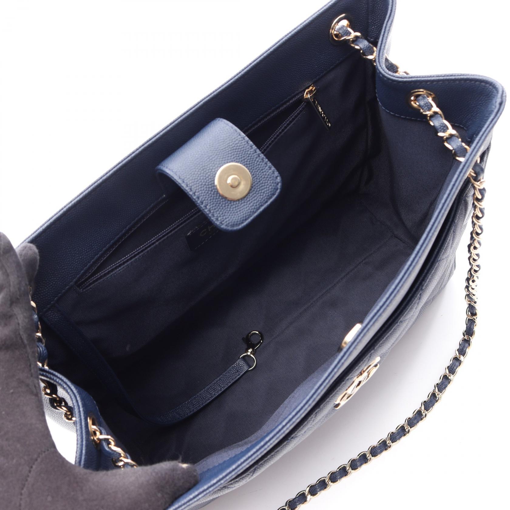 シャネル マトラッセ ラムスキン ショルダーバッグ