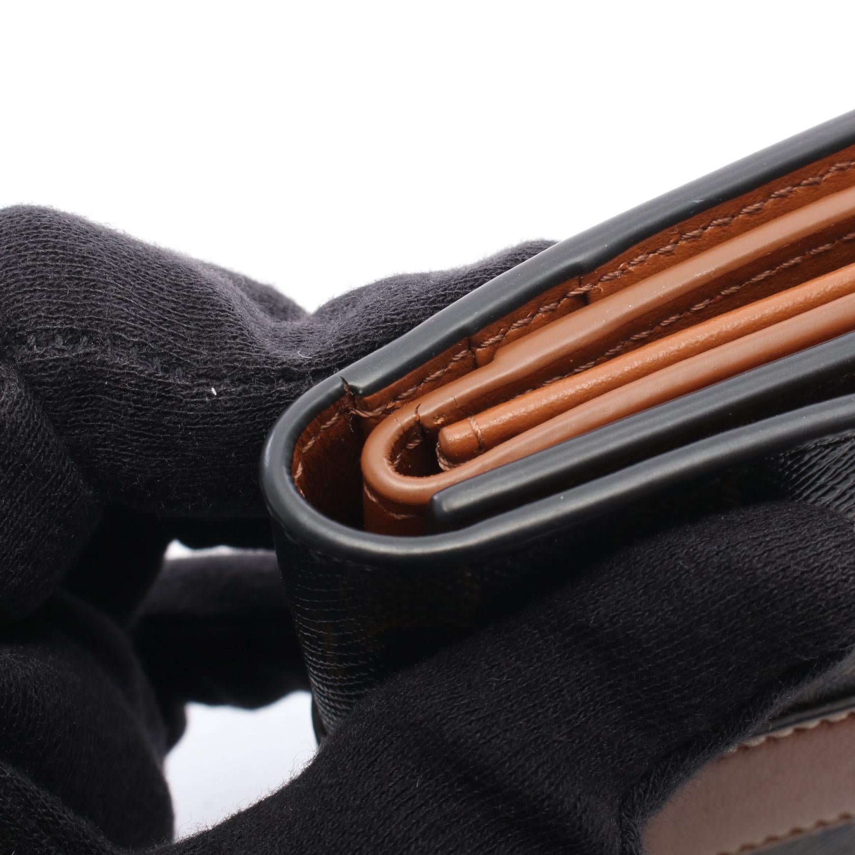 セリーヌ スモールトリフォールドウォレットトリオンフ 三つ折り財布