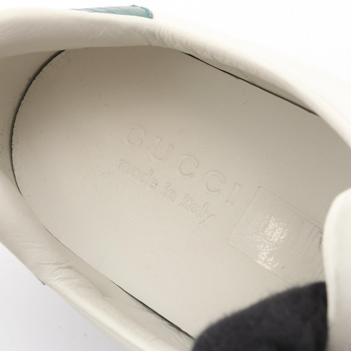 グッチ エンブロイダリー レザースニーカー