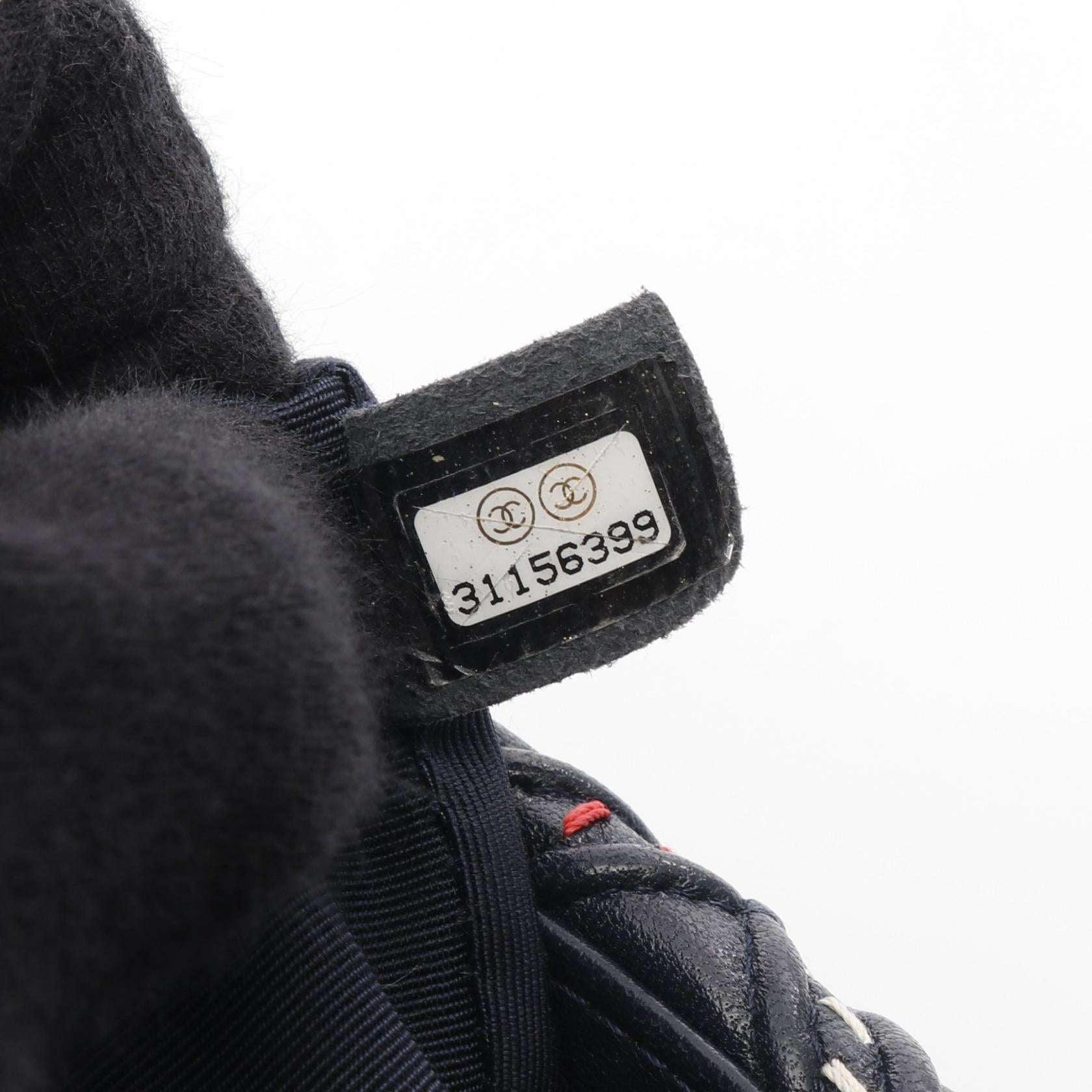 シャネル 19 マトラッセ ラムスキン ショルダーバッグ