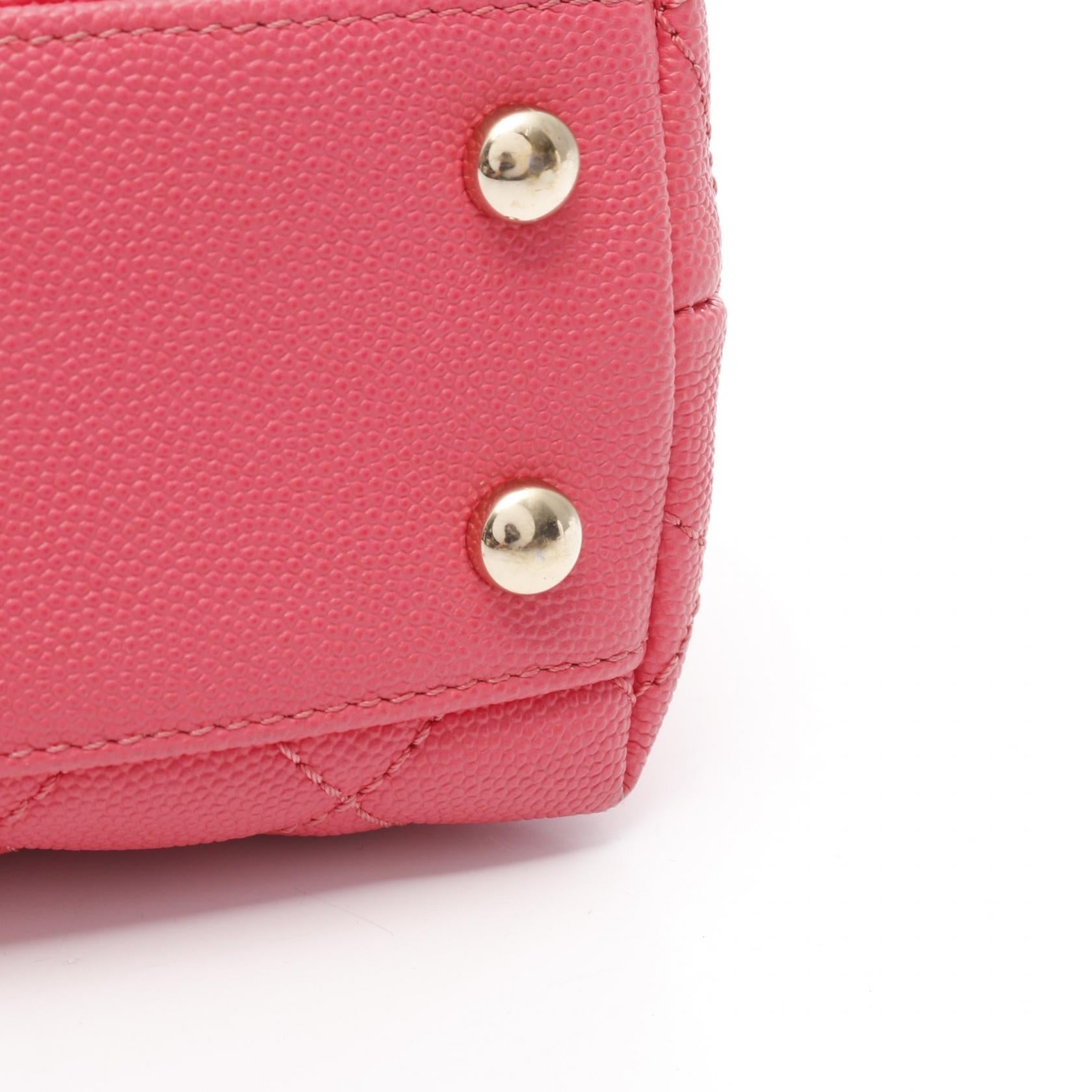 シャネル ココ ハンドル フラップ バッグ