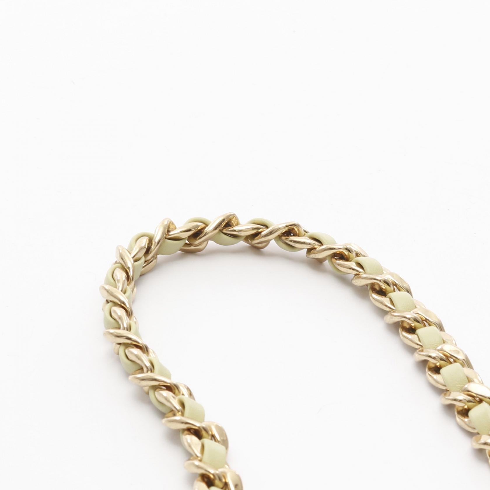 シャネル ミニ マトラッセ ラムスキン ショルダーバッグ