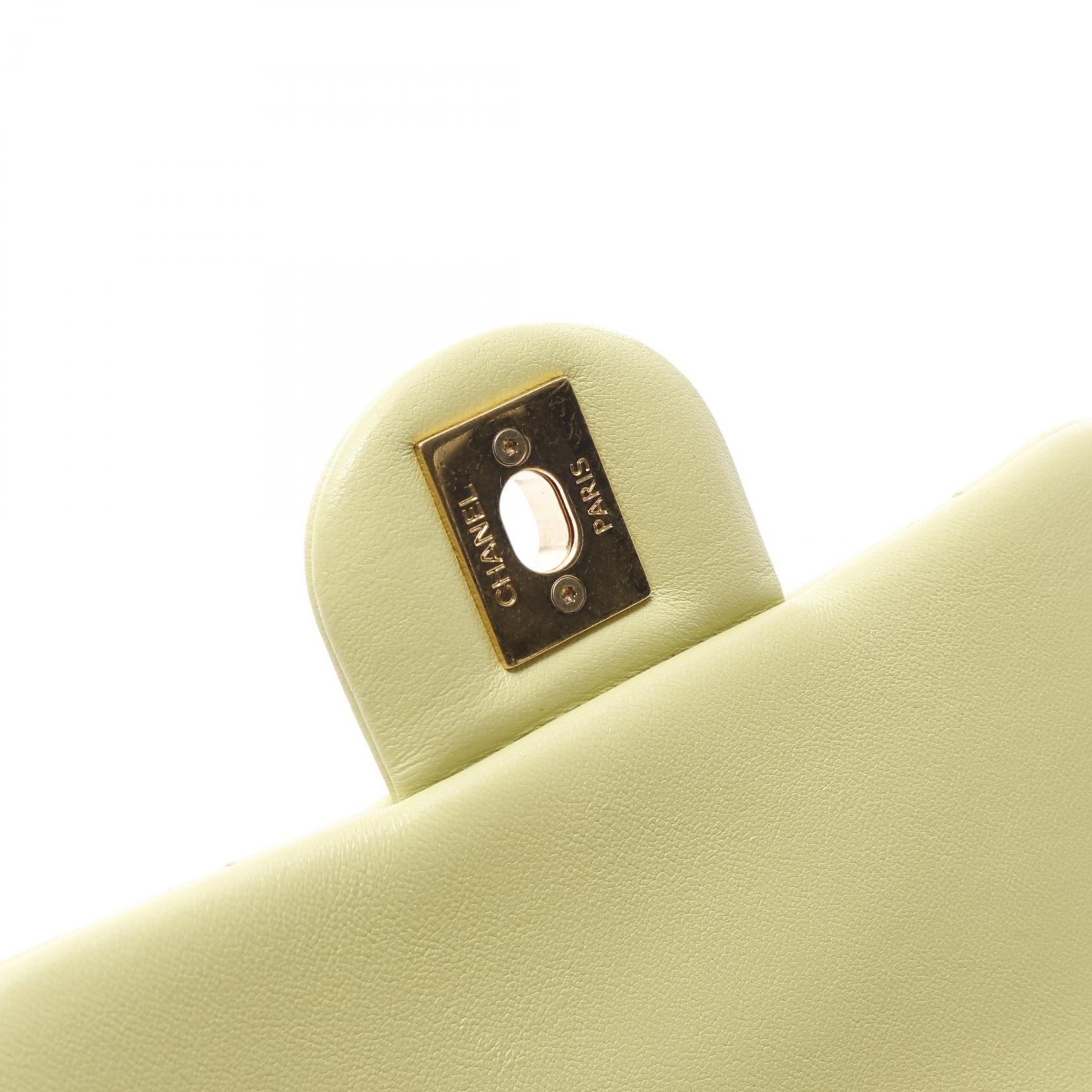 シャネル ミニ マトラッセ ラムスキン ショルダーバッグ