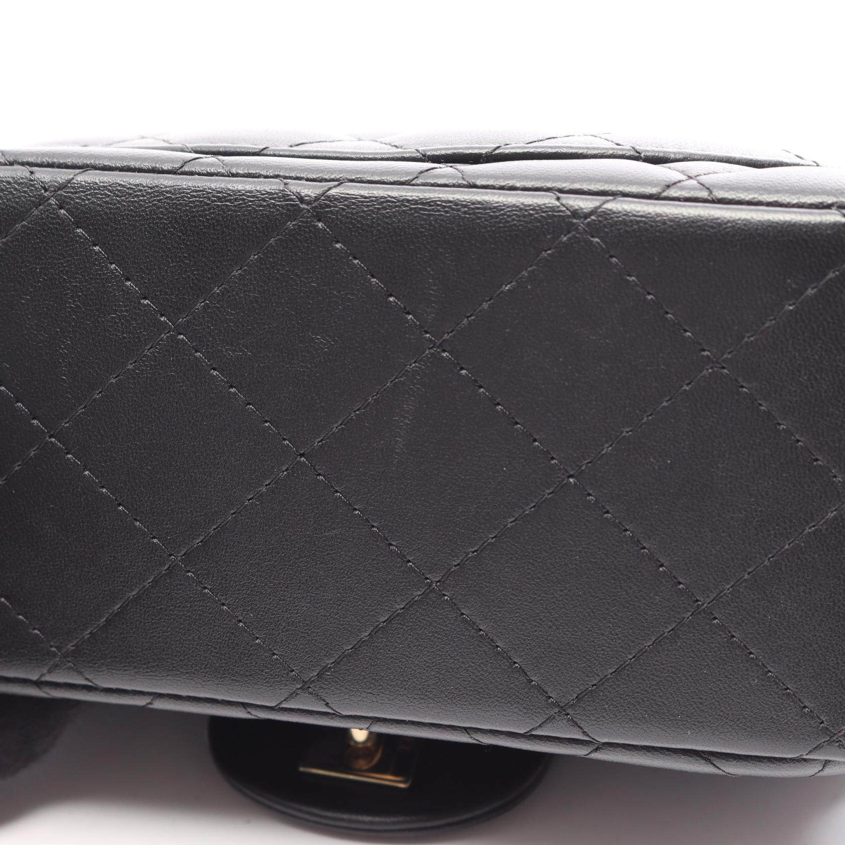 シャネル ミニマトラッセ ラムスキン ショルダーバッグ