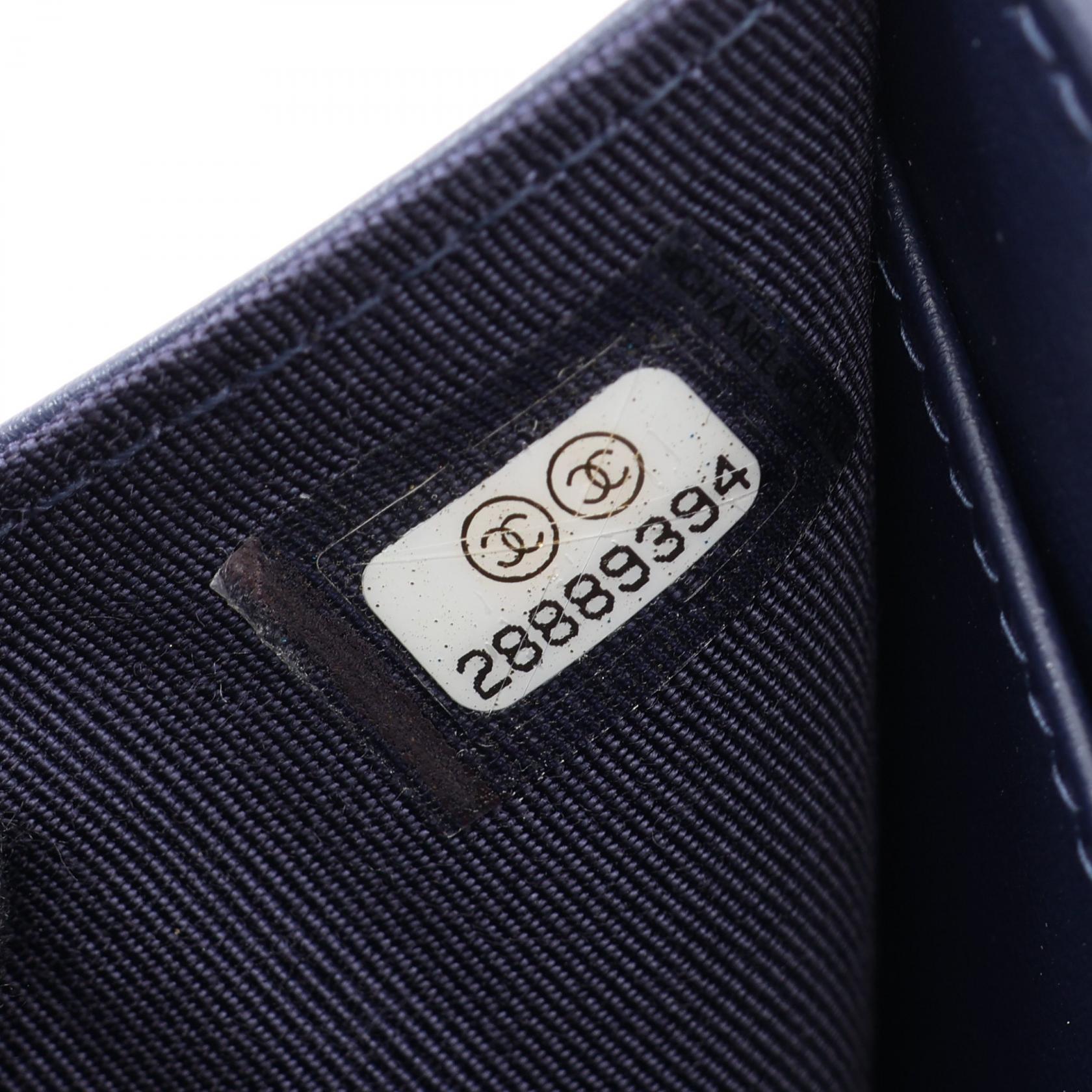 シャネル クラシック スモール フラップ ウォレット 三つ折り財布 レザー