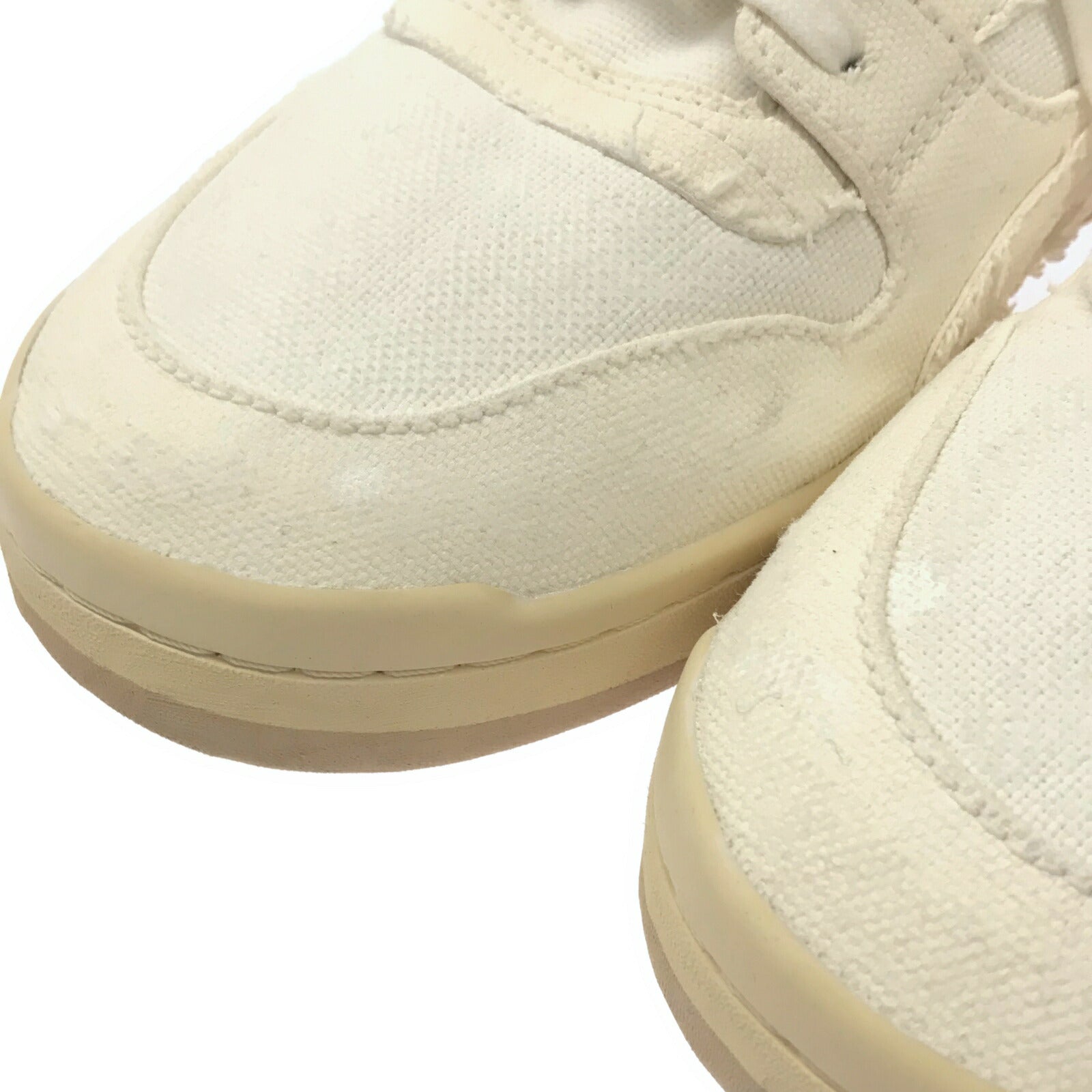 ヘドメイナー Reebok BB5600 キャンバススニーカー