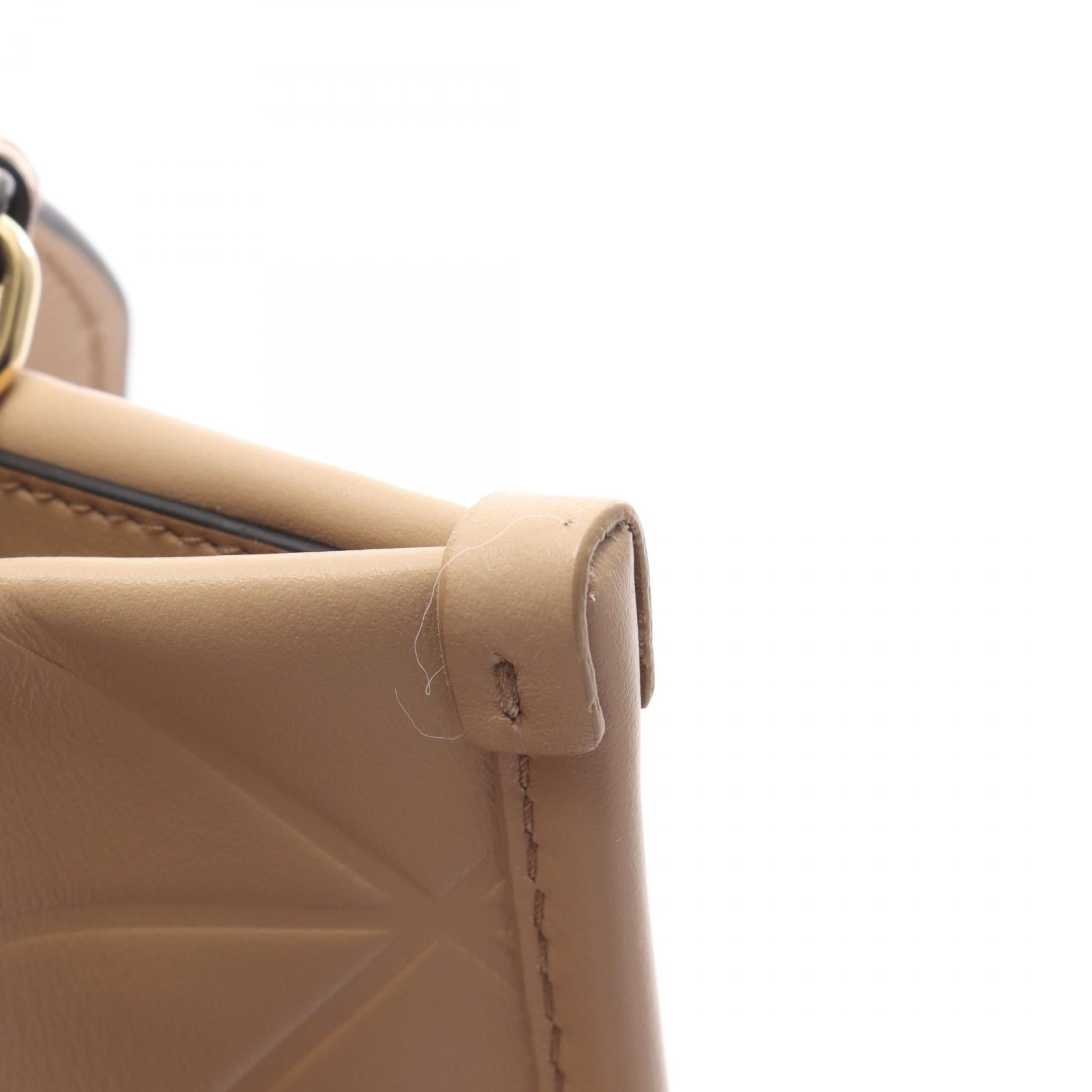 プラダ シンボル トップステッチ ソフト カーフ トートバッグ